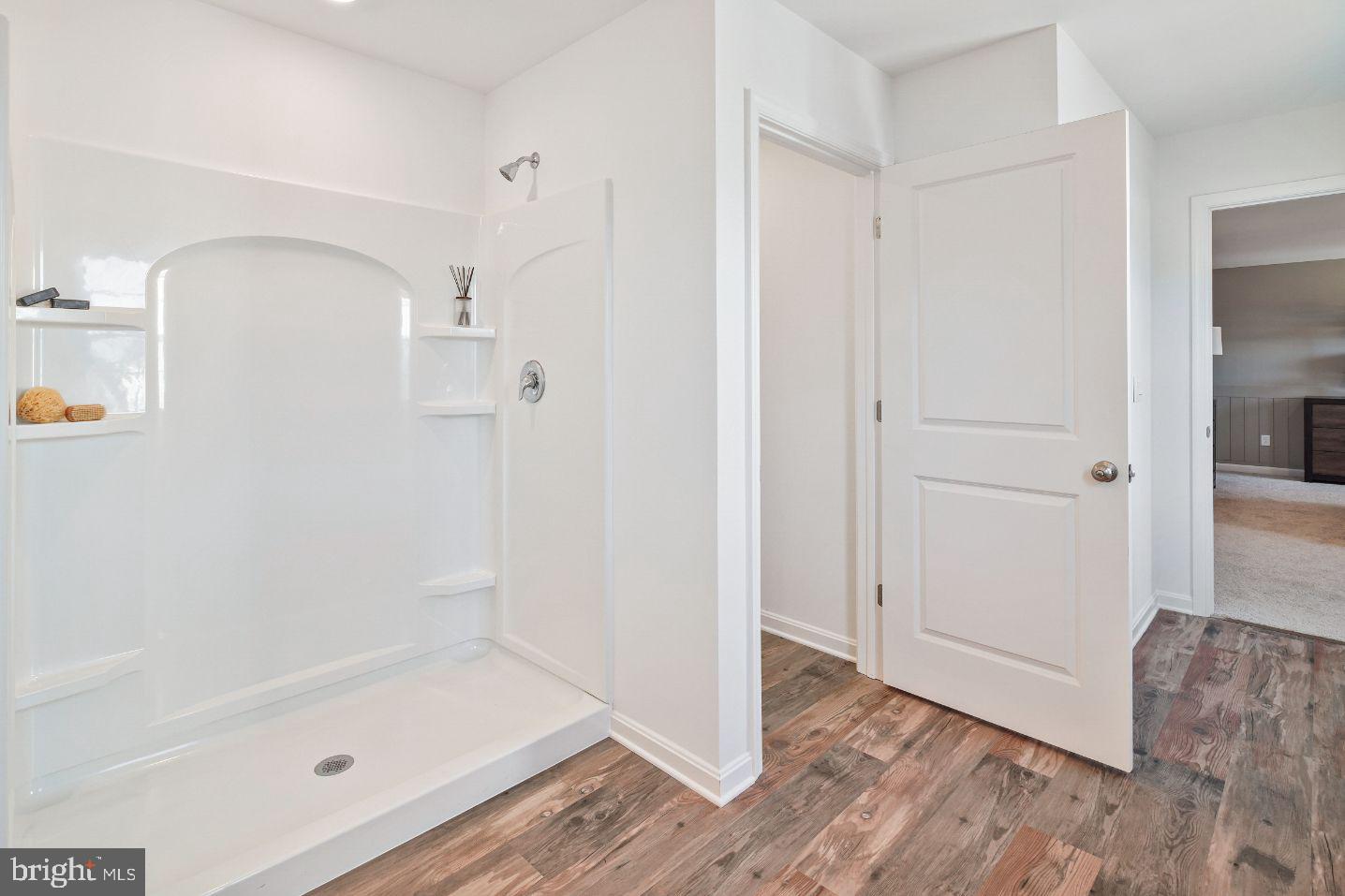 WOOD LANDING ESTATES - Residential