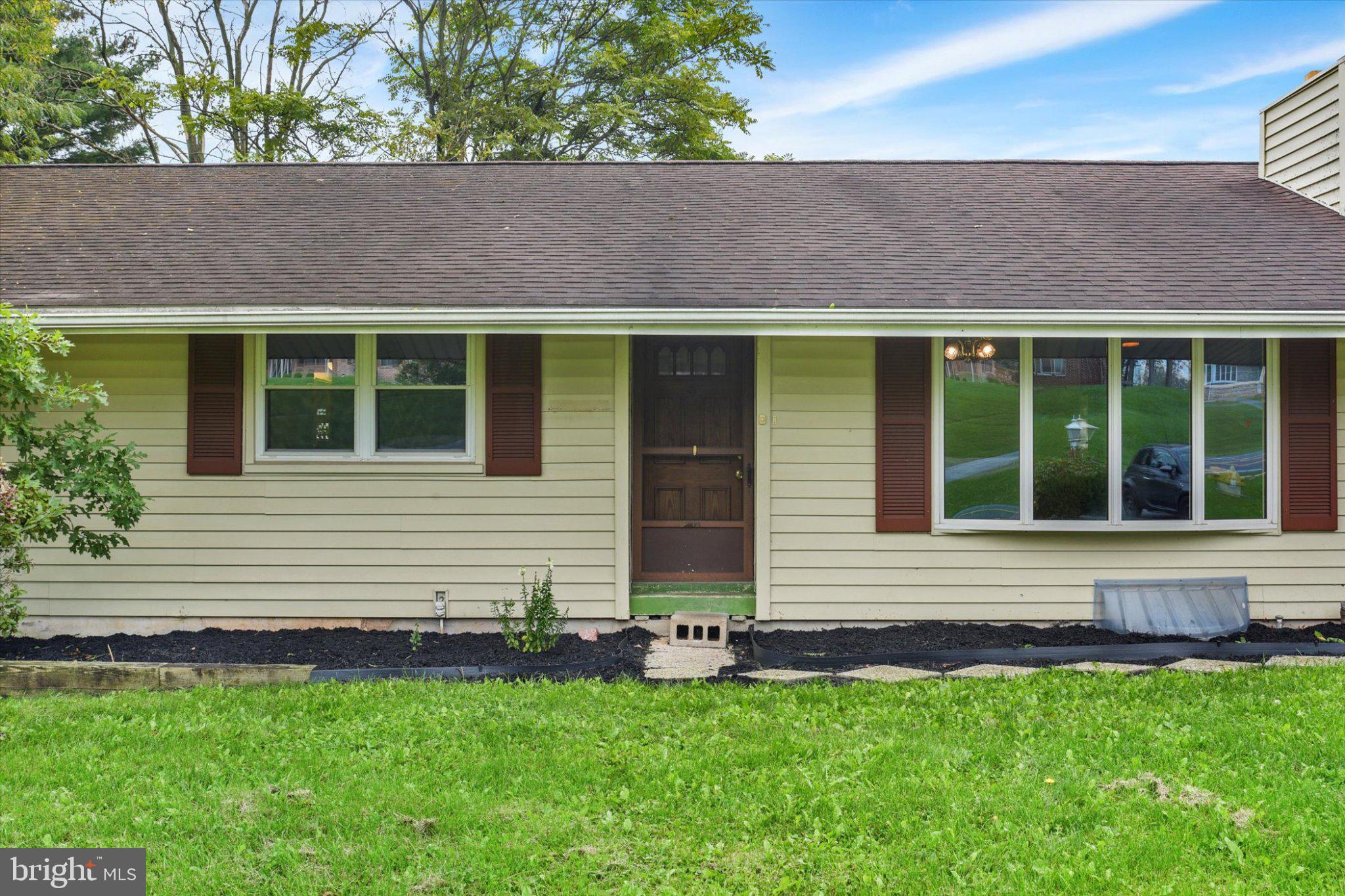203 W MAIN STREET