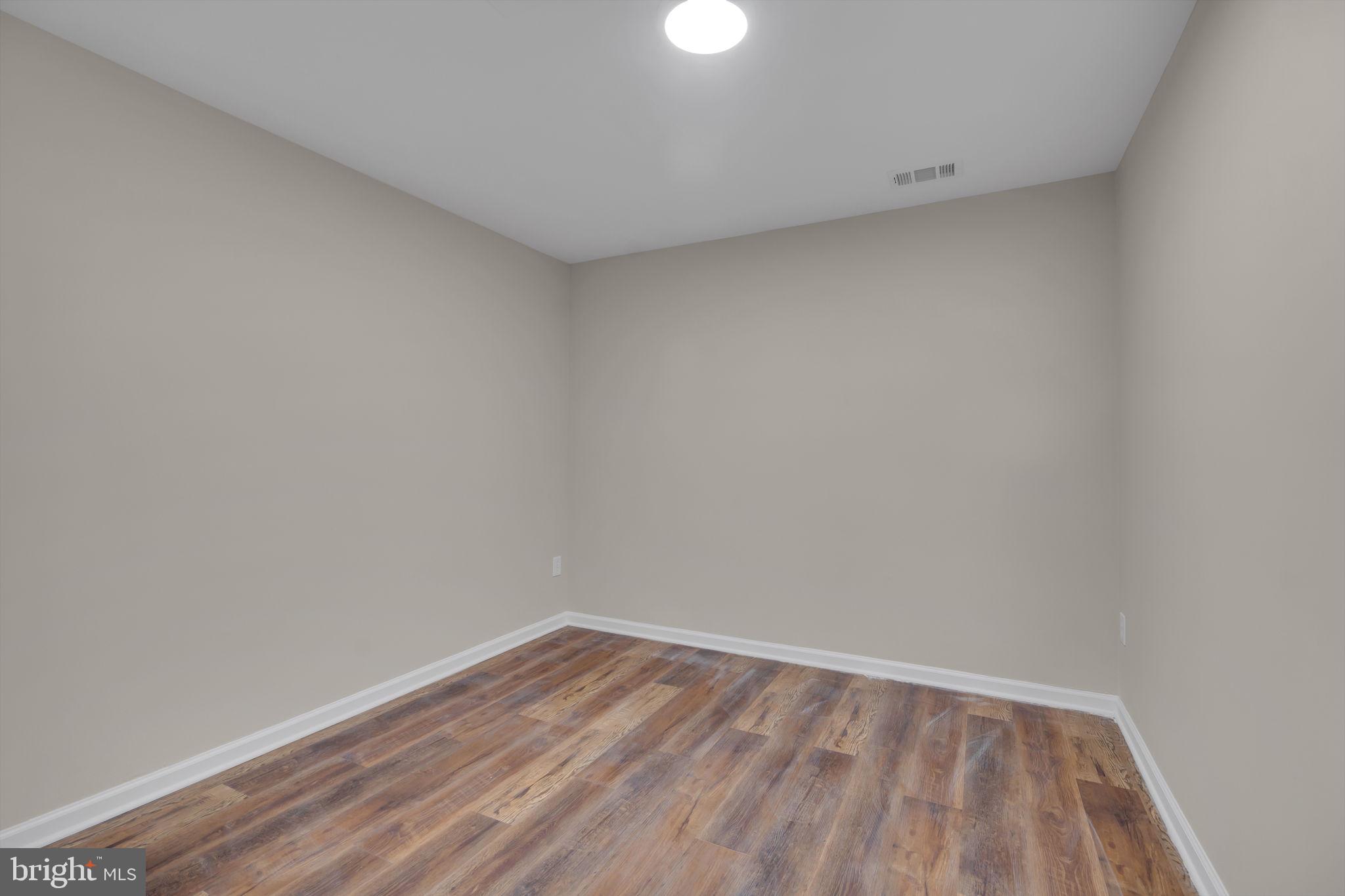 BAYTOWNE VILLAGE - Residential