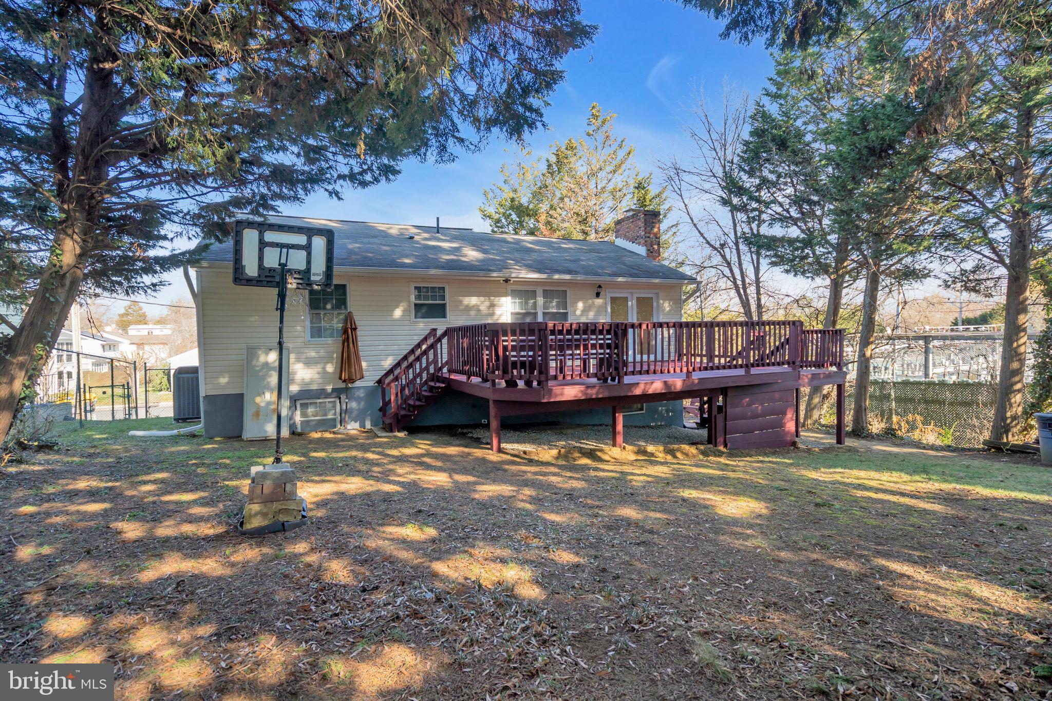 BAYTOWNE VILLAGE - Residential