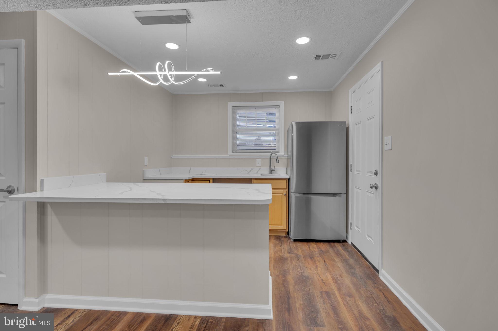 BAYTOWNE VILLAGE - Residential