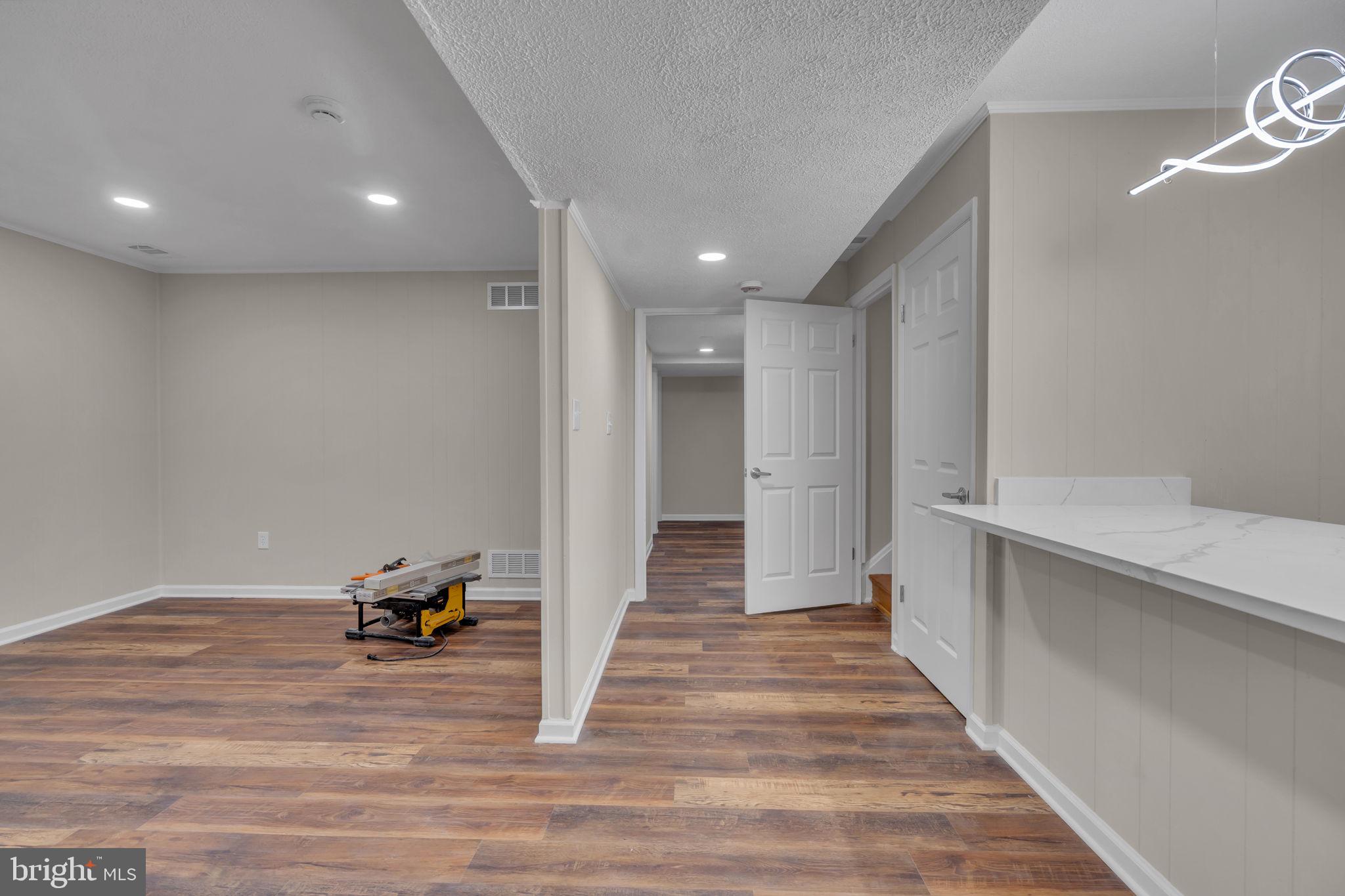 BAYTOWNE VILLAGE - Residential