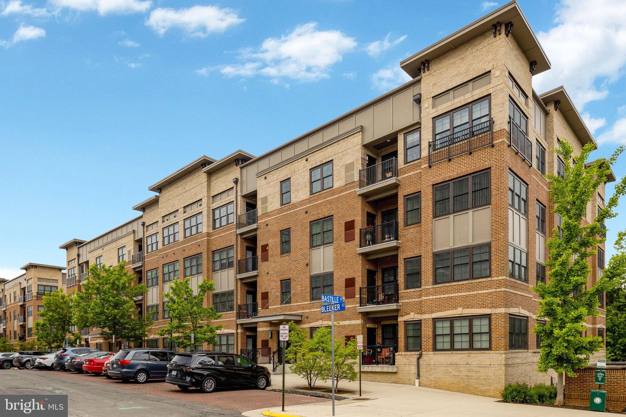 2907 BLEEKER STREET 3-206