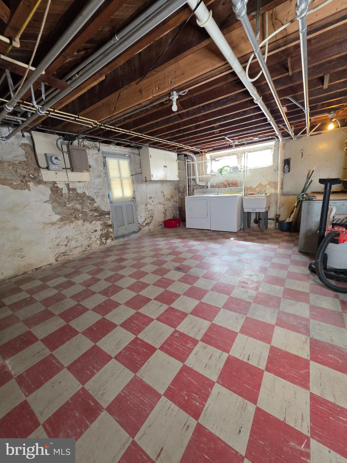 WOODHOME HEIGHTS - Residential