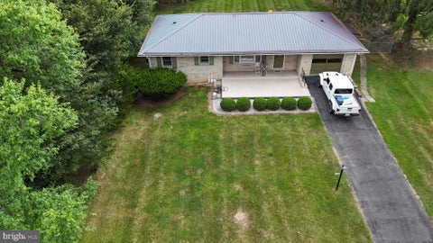 Homes For Sale - 395 Point Drive<br/> Grant County, PETERSBURG, WV 26847