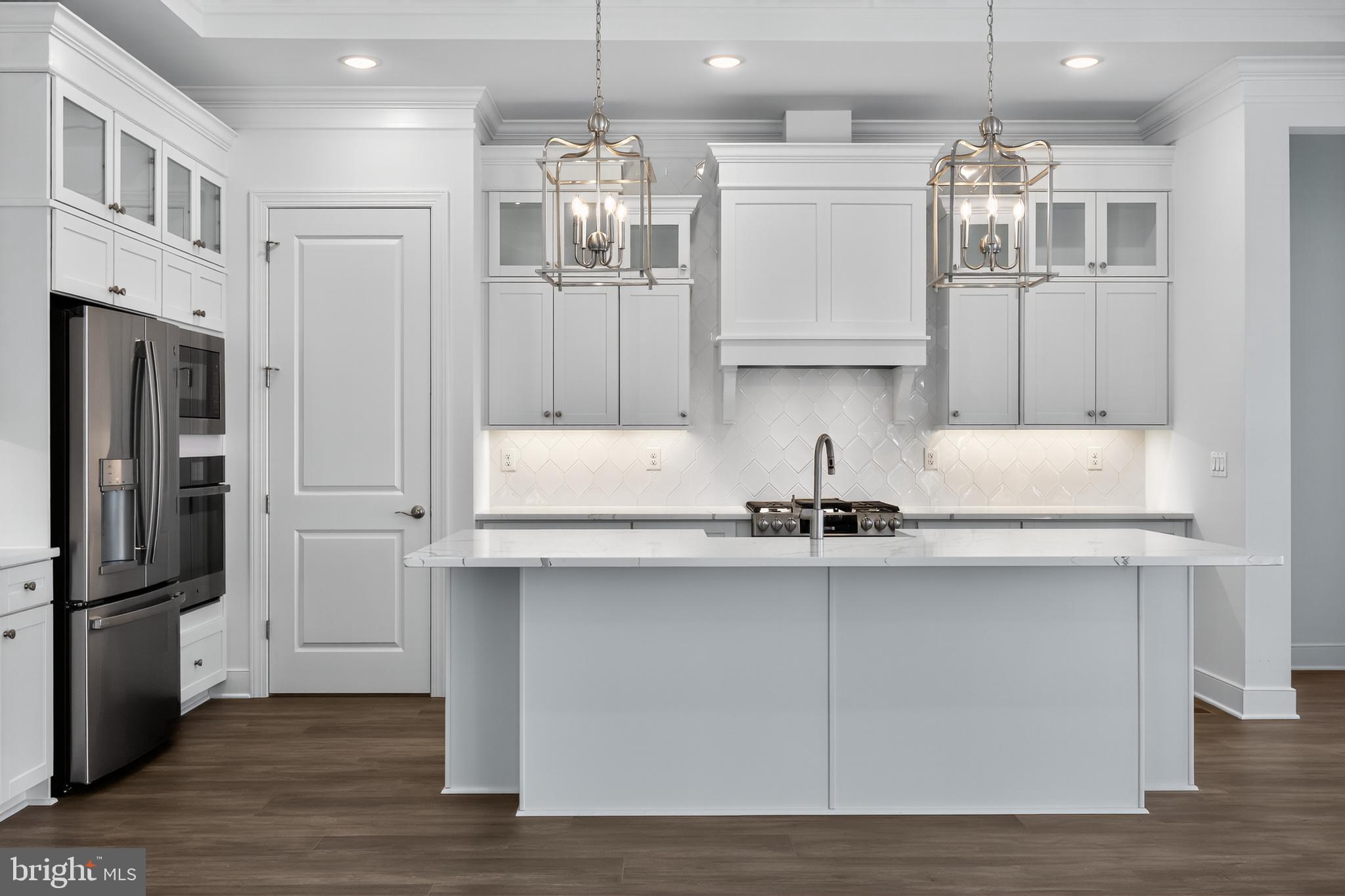 20427 SKIPJACK DRIVE