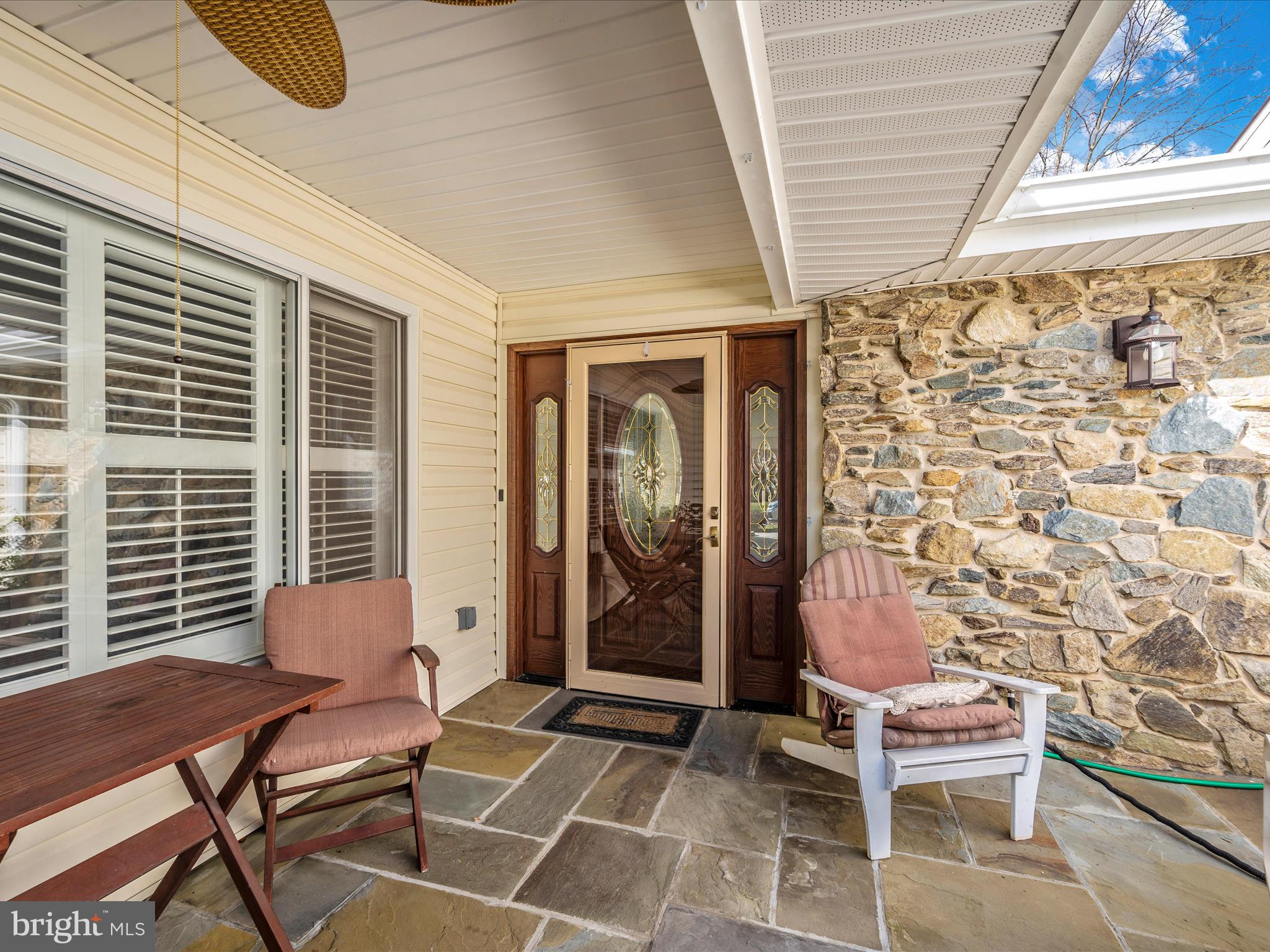 LEISURE WORLD - Residential