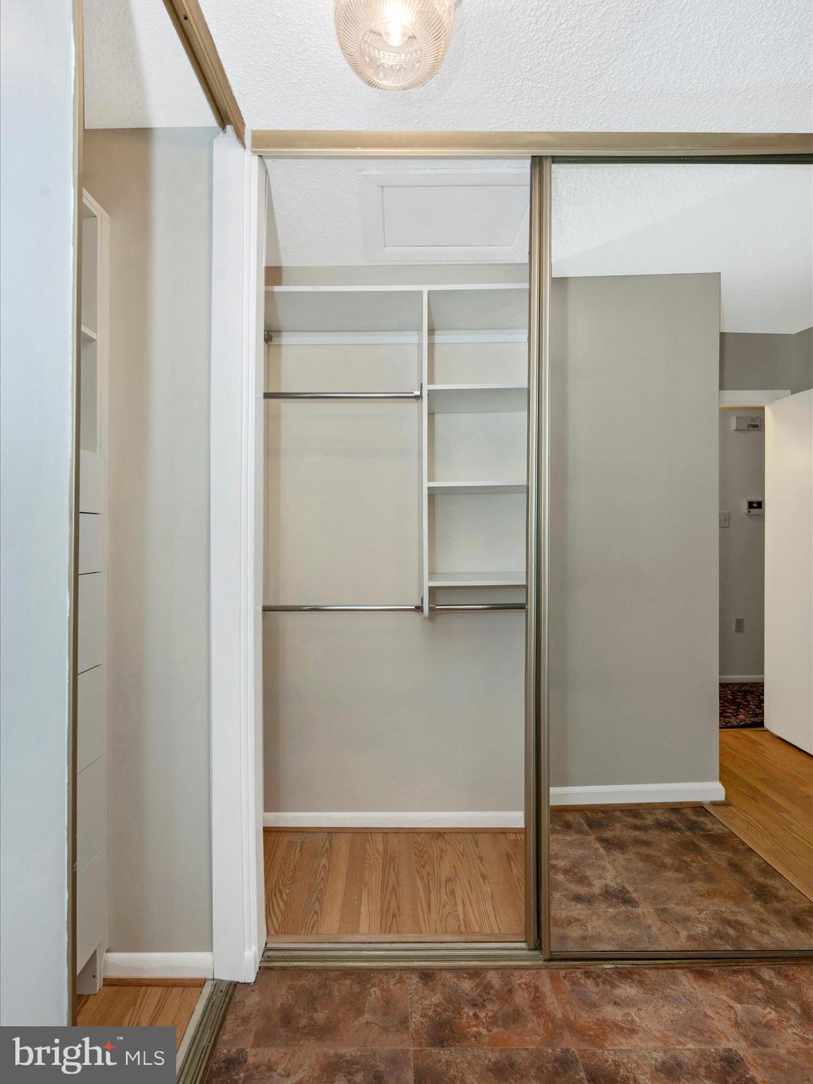 LEISURE WORLD - Residential