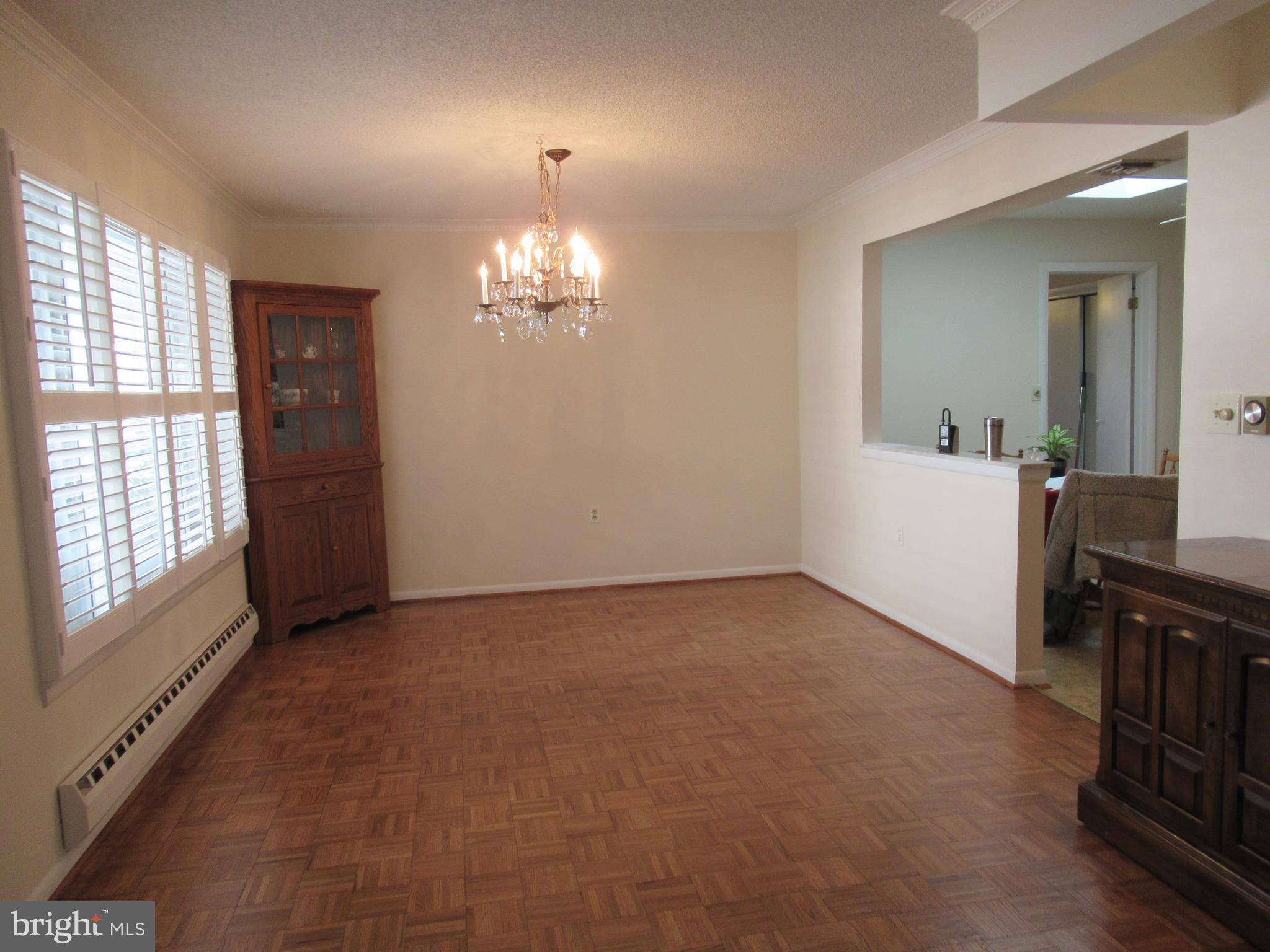 LEISURE WORLD - Residential