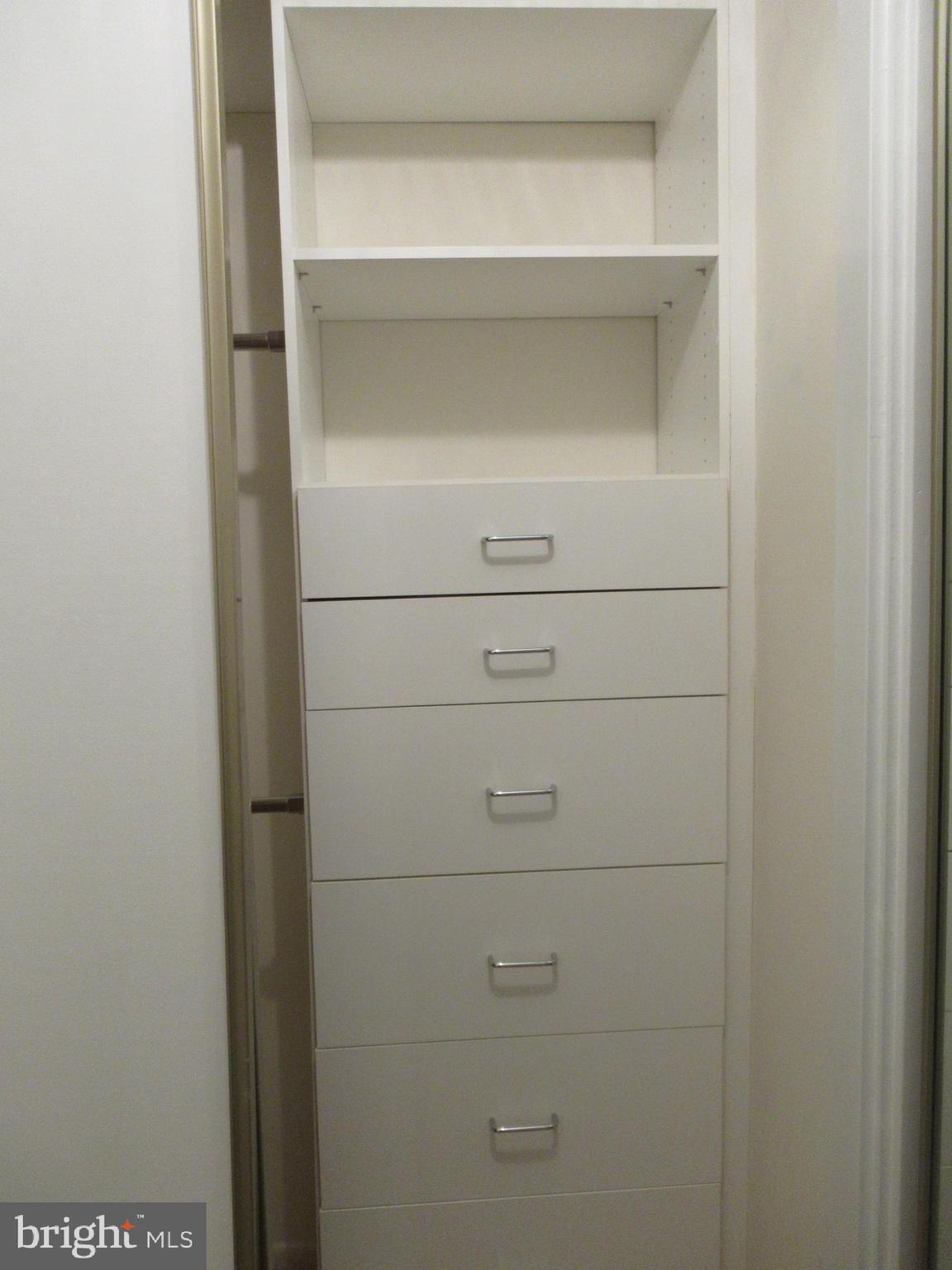 LEISURE WORLD - Residential