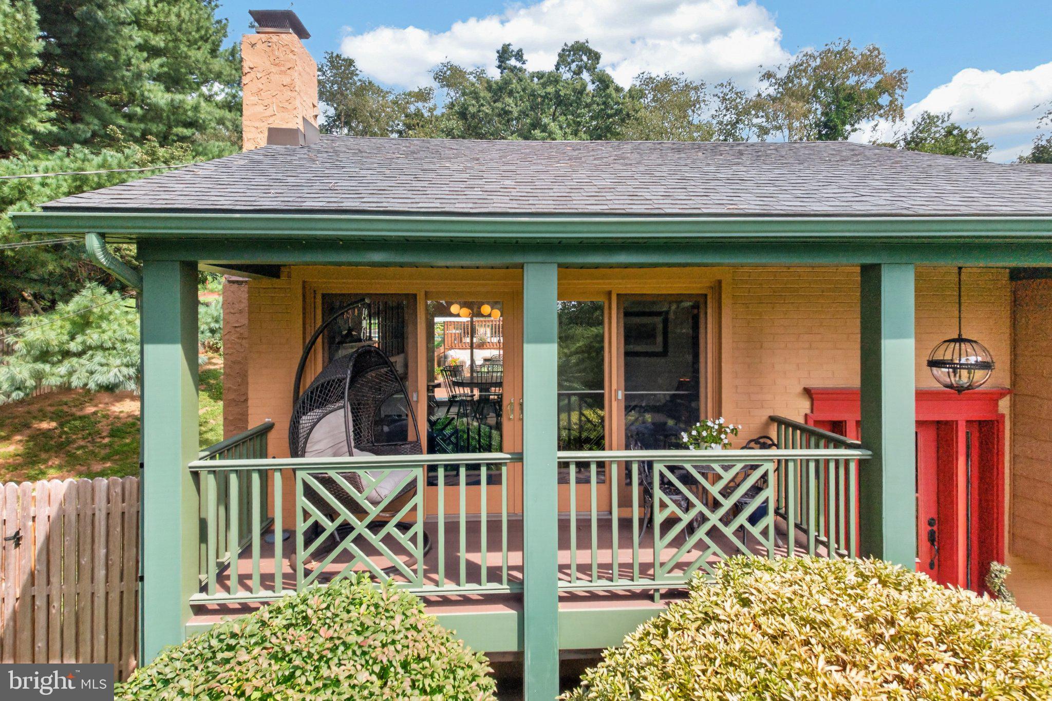 625 LOCUST GROVE ROAD