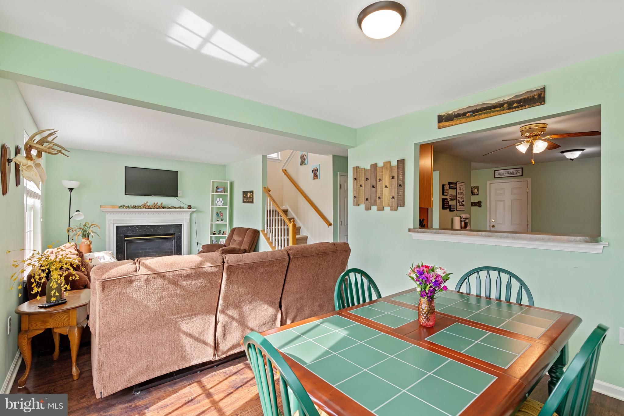 MONTGOMERY MEADOWS - Residential