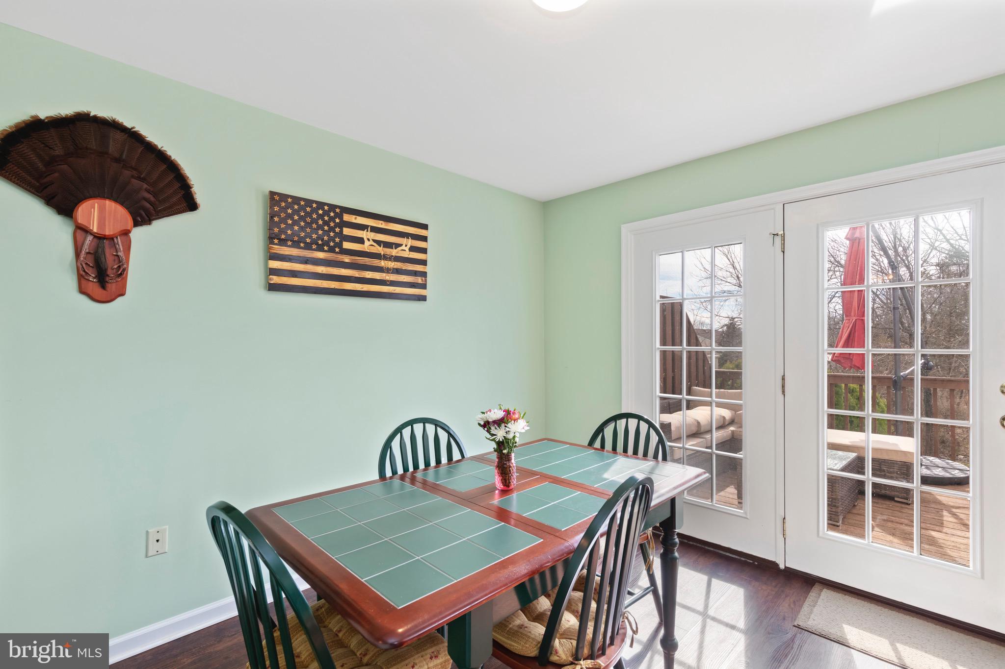 MONTGOMERY MEADOWS - Residential