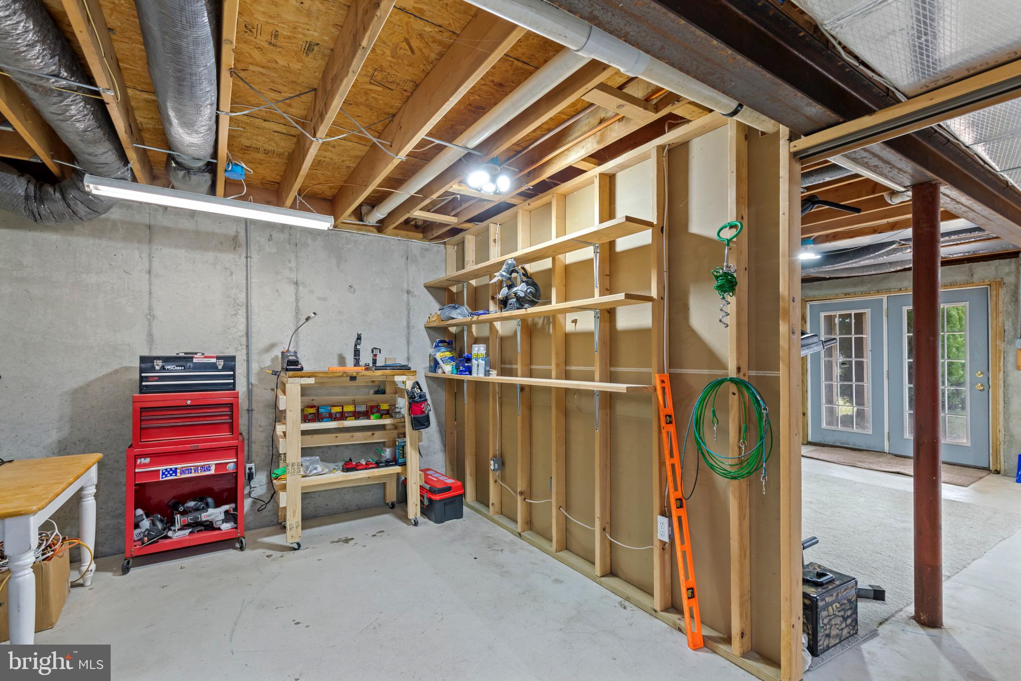 MONTGOMERY MEADOWS - Residential