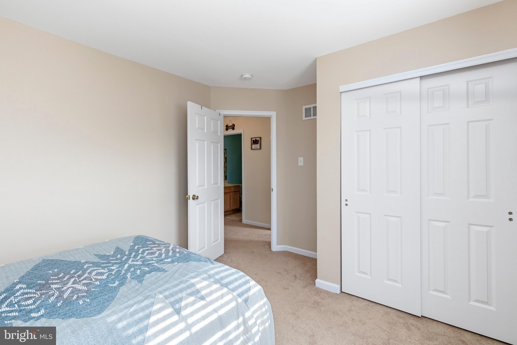 MONTGOMERY MEADOWS - Residential