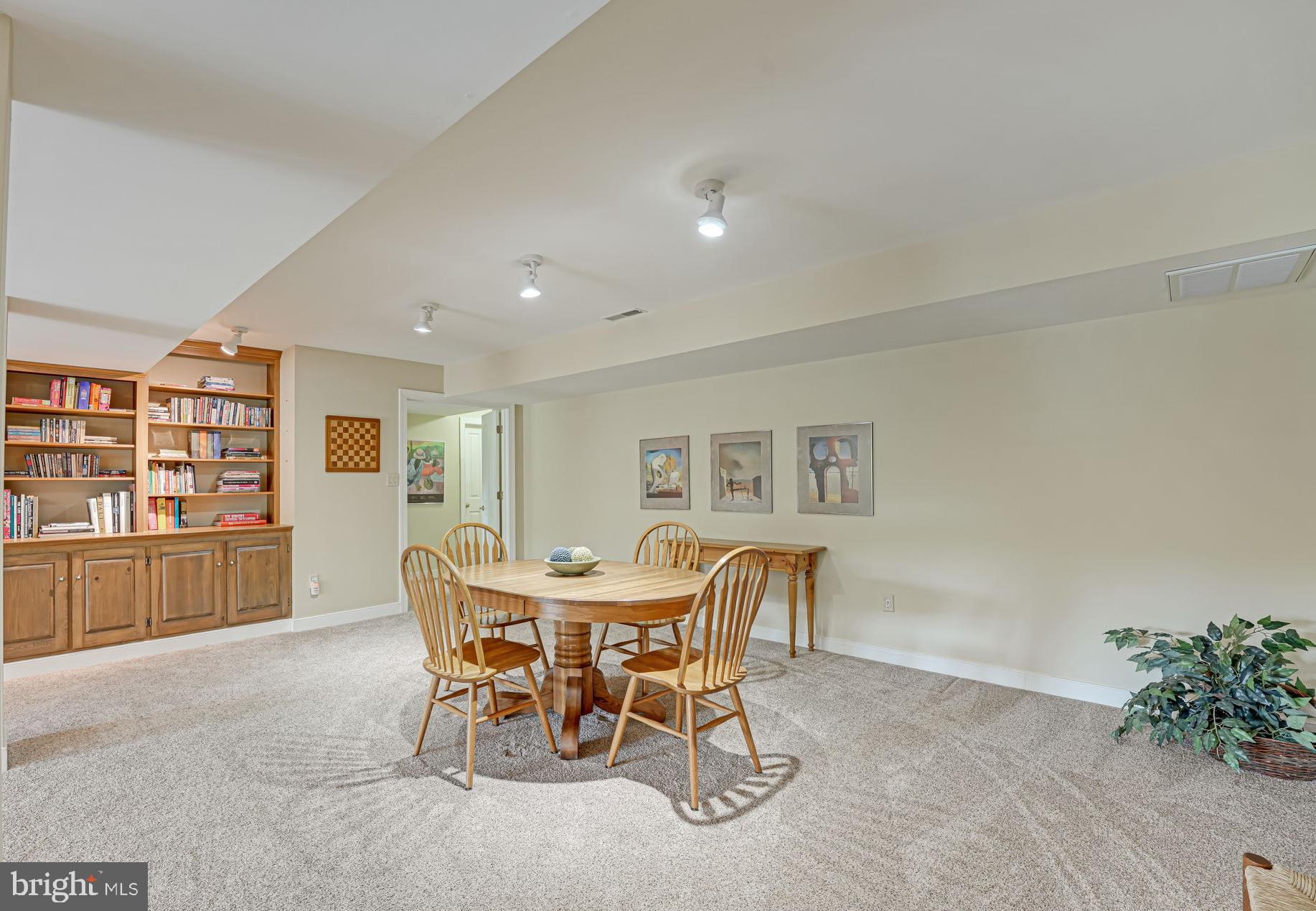 FAWN LAKE - Residential