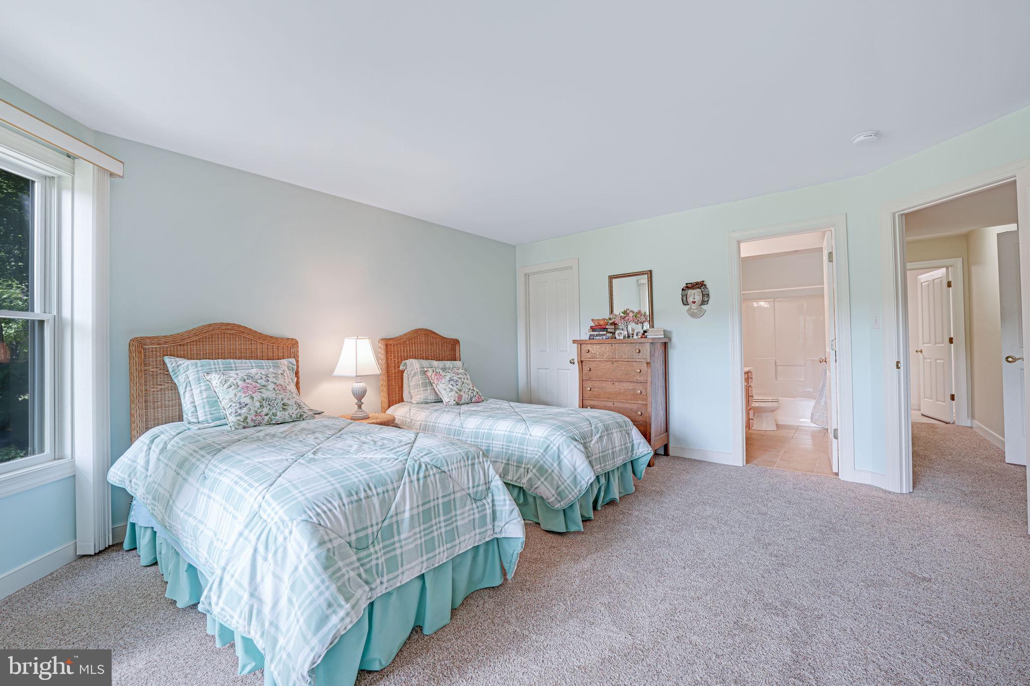 FAWN LAKE - Residential