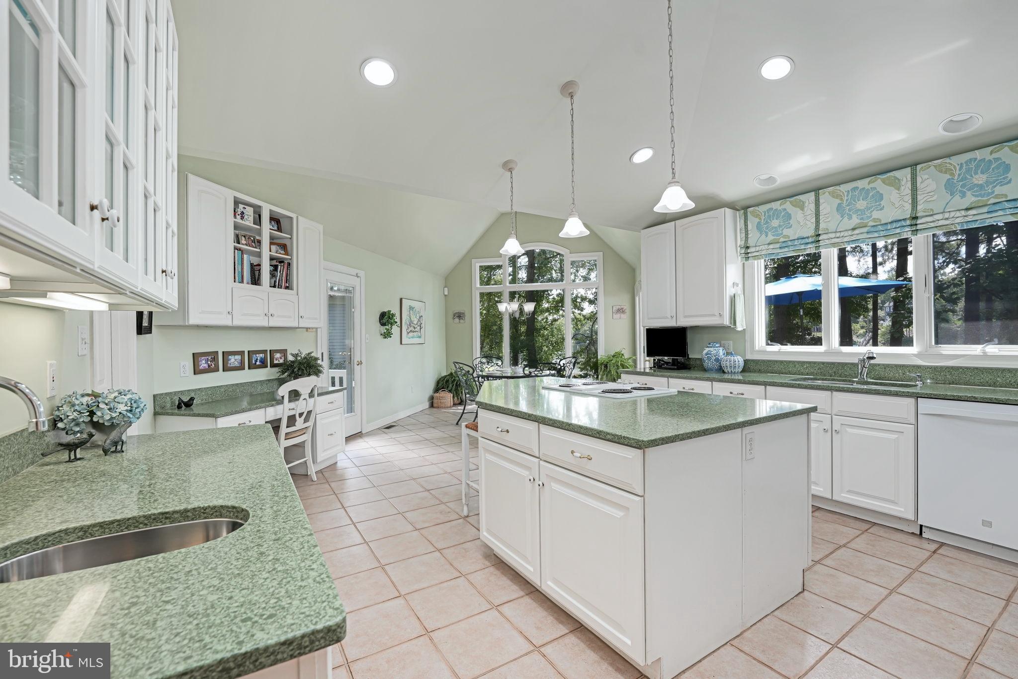 FAWN LAKE - Residential