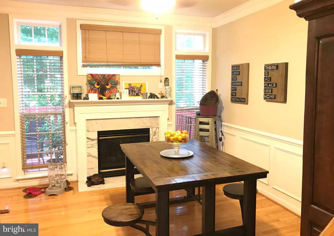 METRO PLACE AT DUNN LORING - Residential Lease