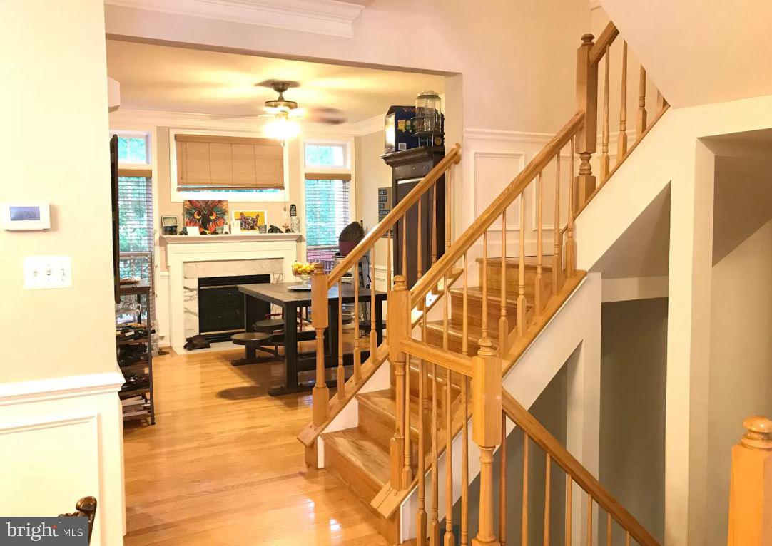 METRO PLACE AT DUNN LORING - Residential Lease