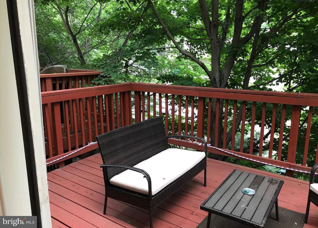 METRO PLACE AT DUNN LORING - Residential Lease