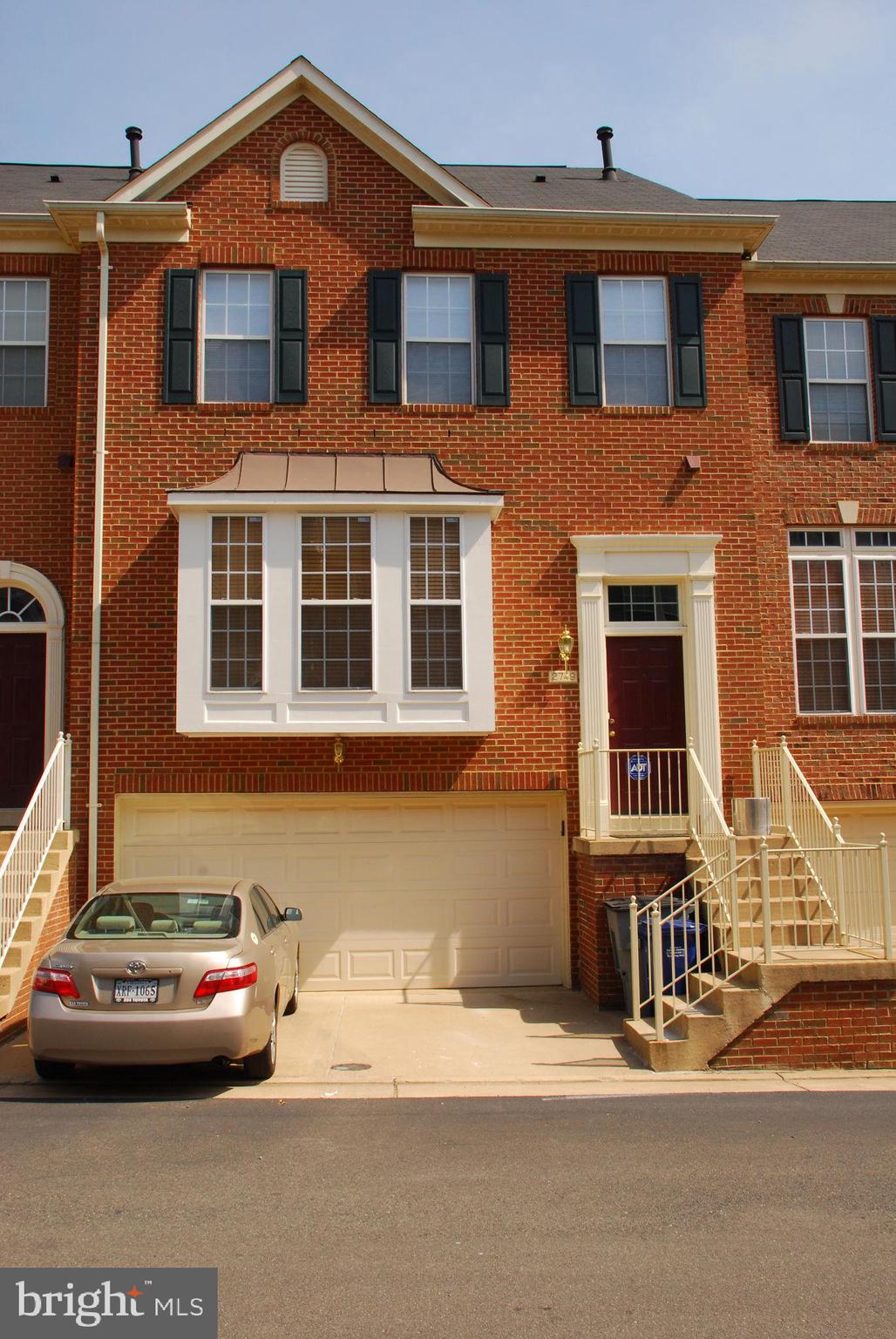 METRO PLACE AT DUNN LORING - Residential Lease