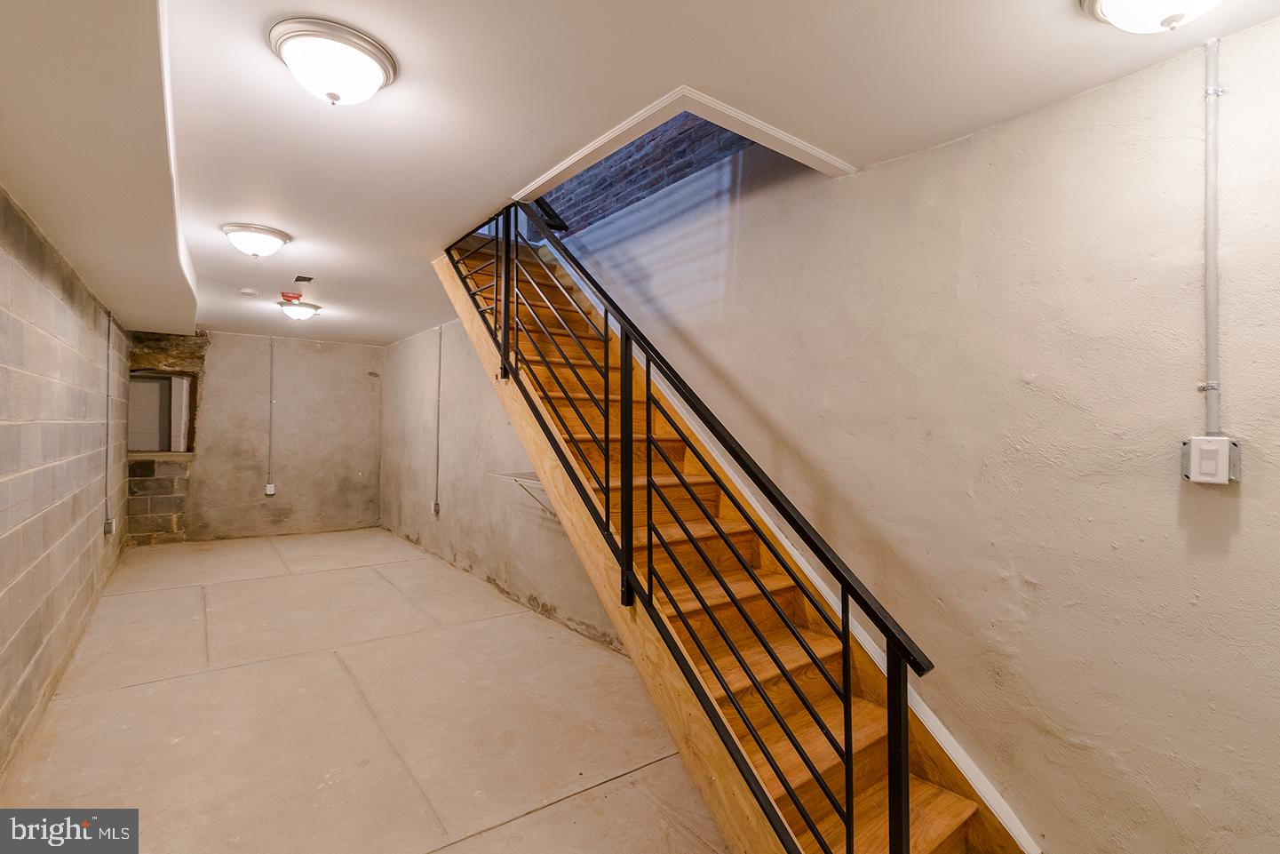 EAST PASSYUNK CROSSING - Residential Lease