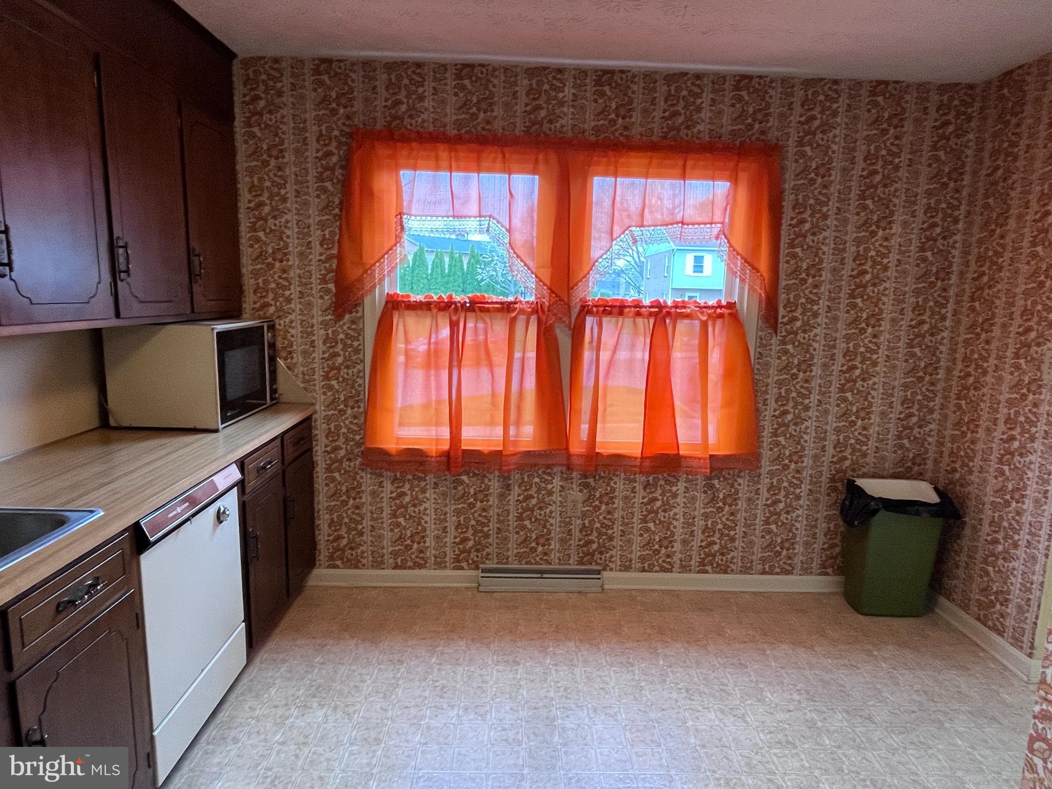 COLDBROOK - Residential