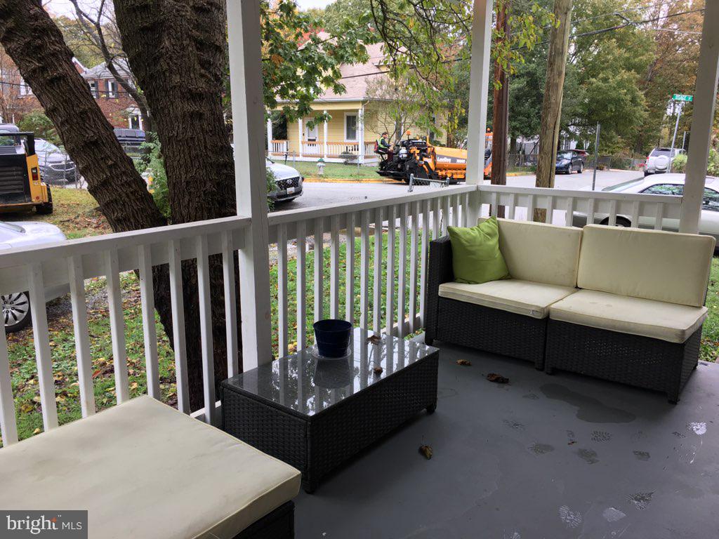 BERWYN - Residential Lease