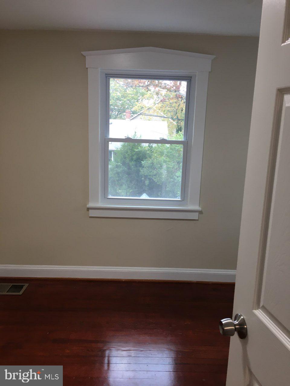 BERWYN - Residential Lease