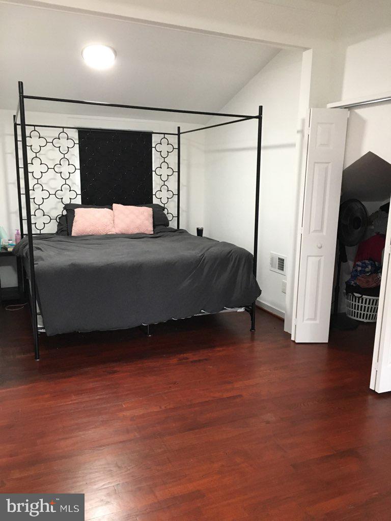 BERWYN - Residential Lease