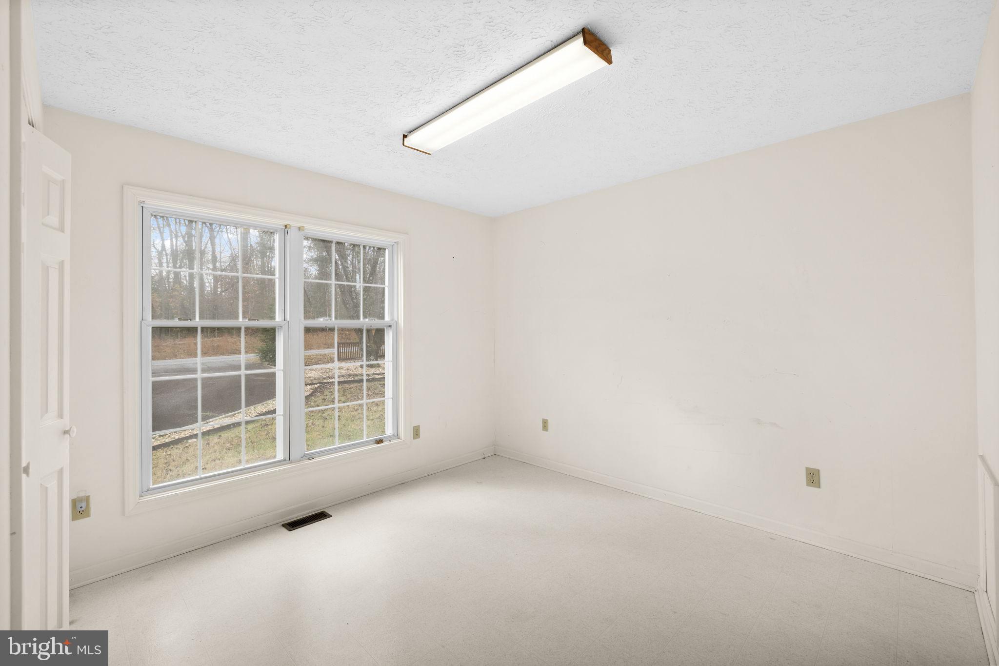 INDEPENDENCE SHORES - Residential