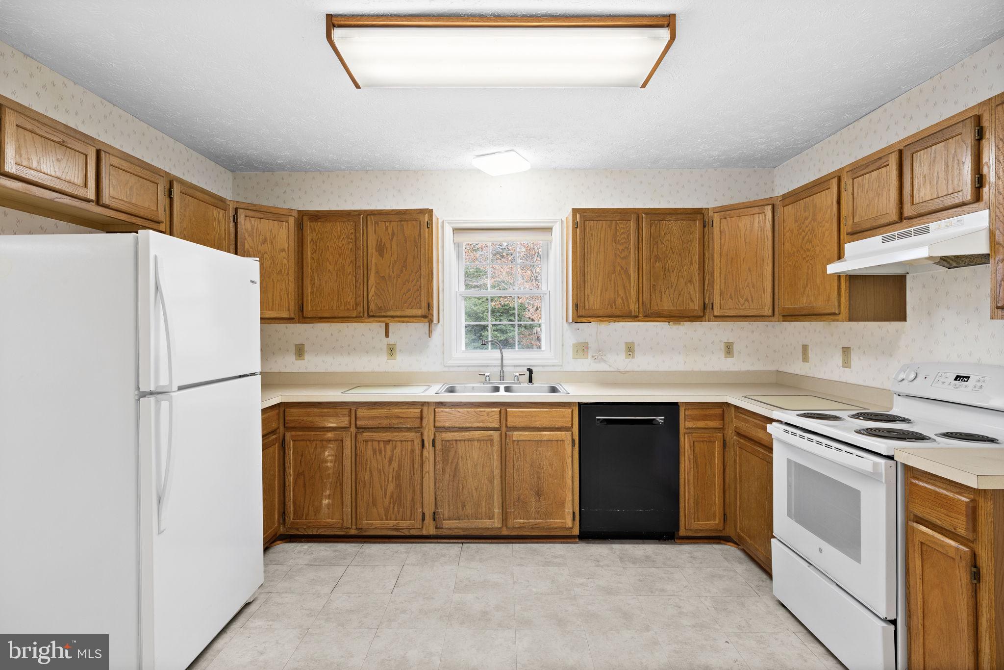 INDEPENDENCE SHORES - Residential