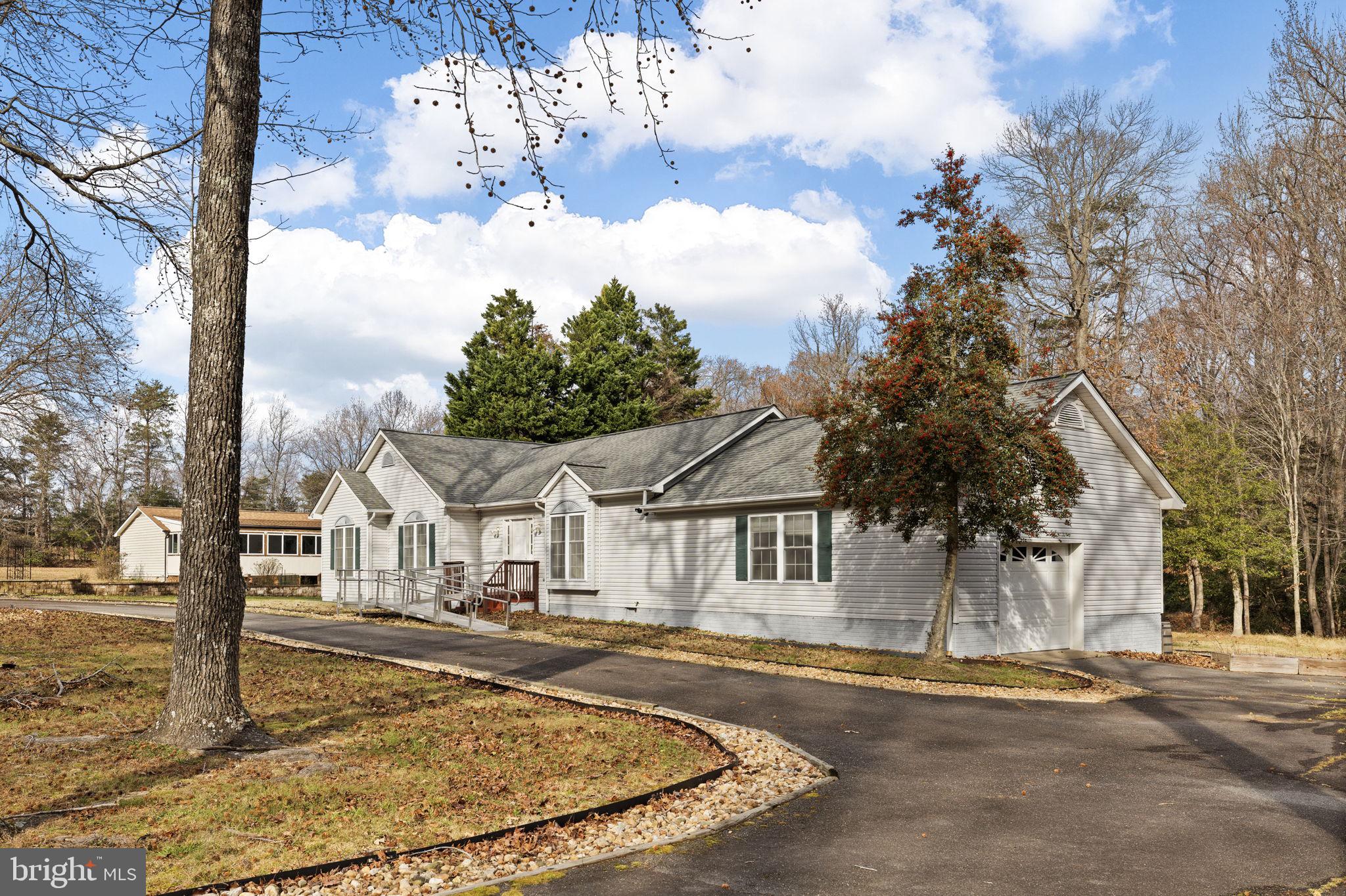 INDEPENDENCE SHORES - Residential