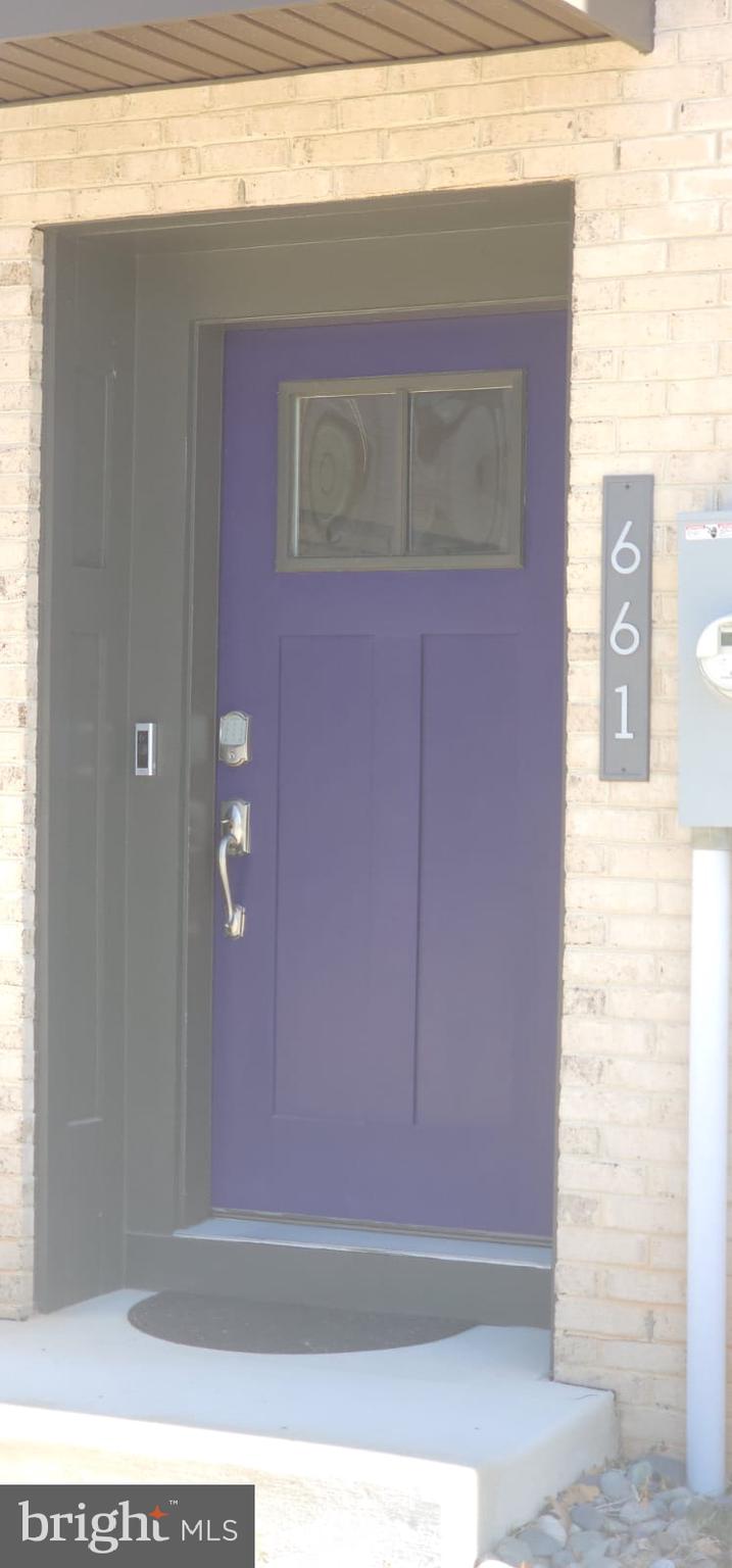 TANYARD SHORES - Residential Lease