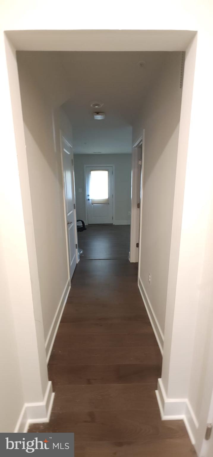 TANYARD SHORES - Residential Lease