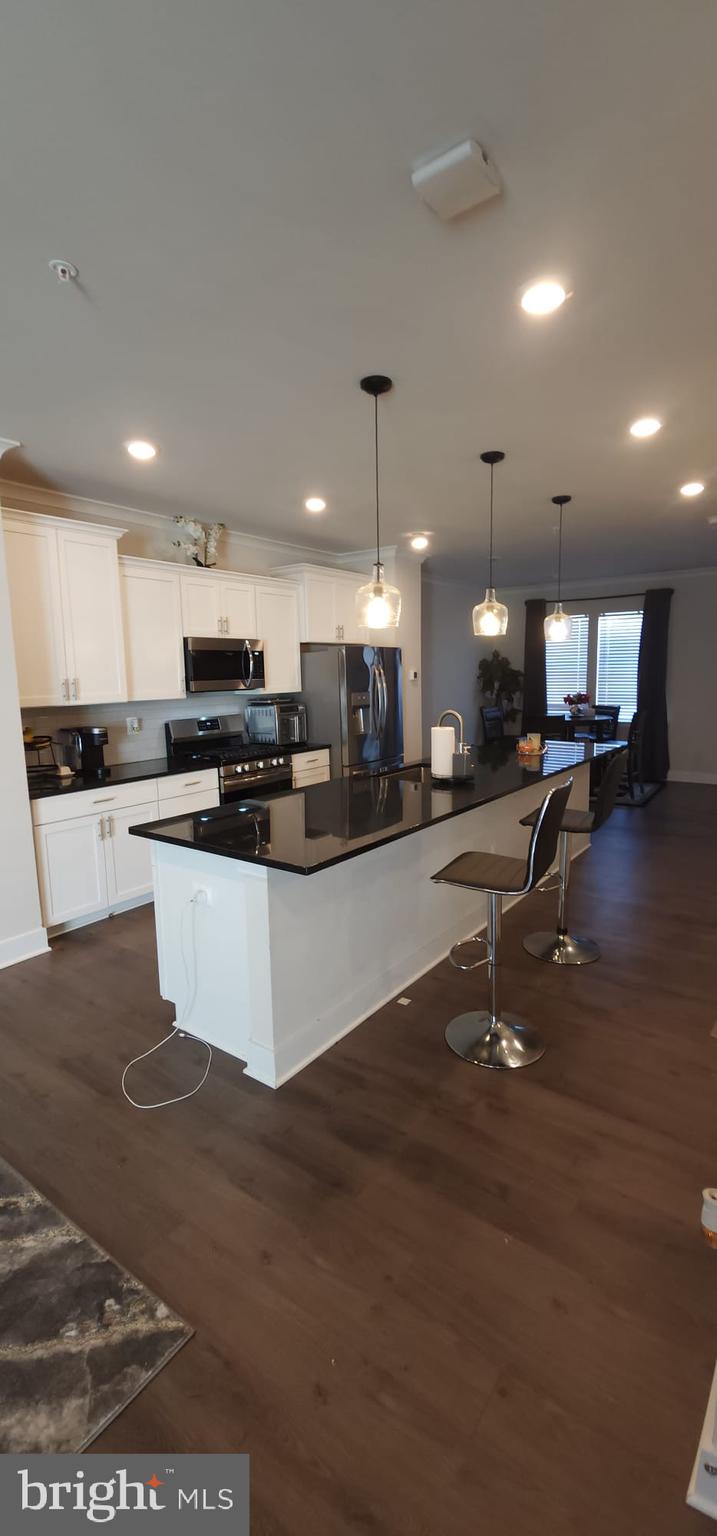 TANYARD SHORES - Residential Lease