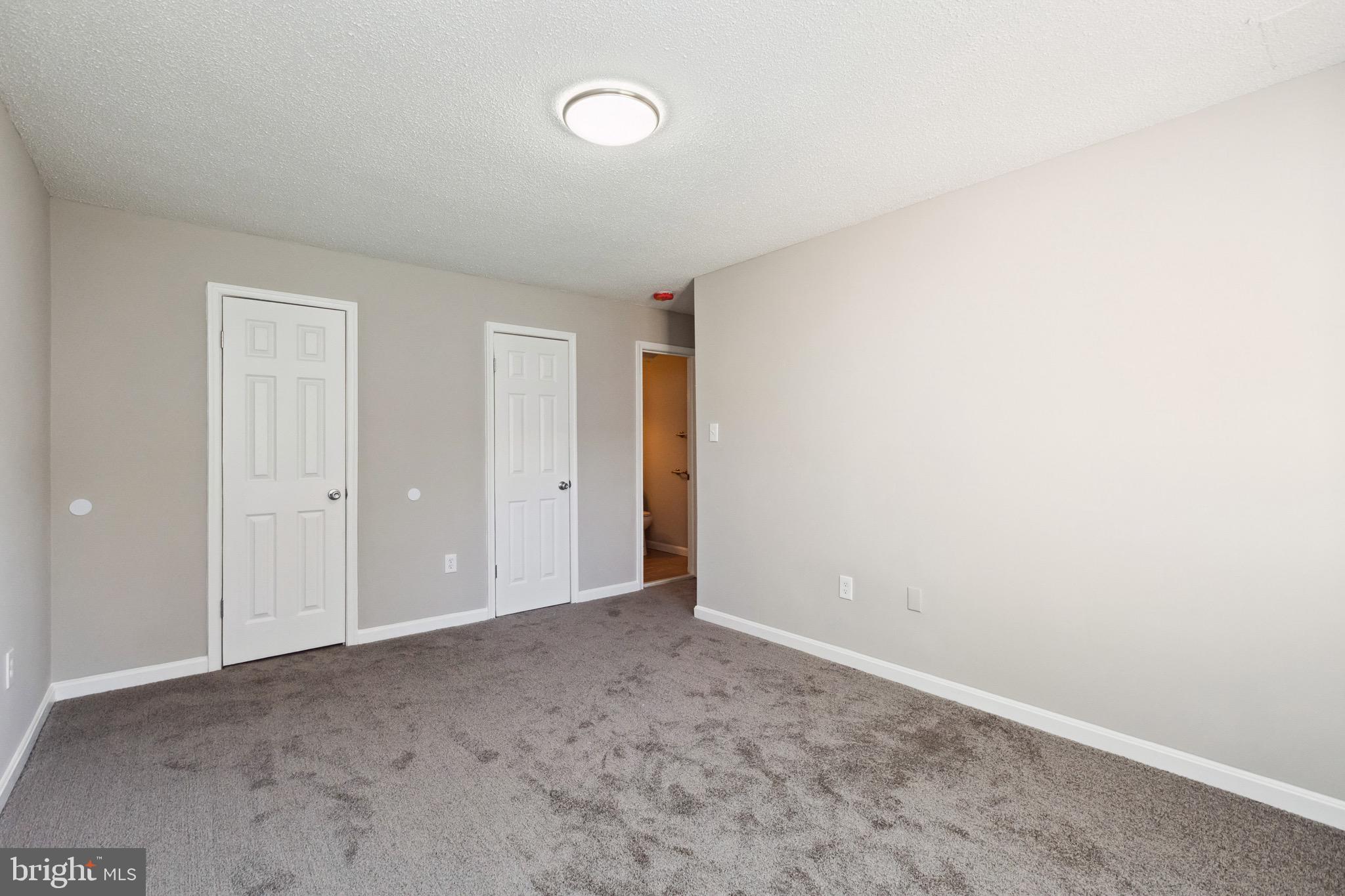 MONTPELIER VILLAGE - Residential