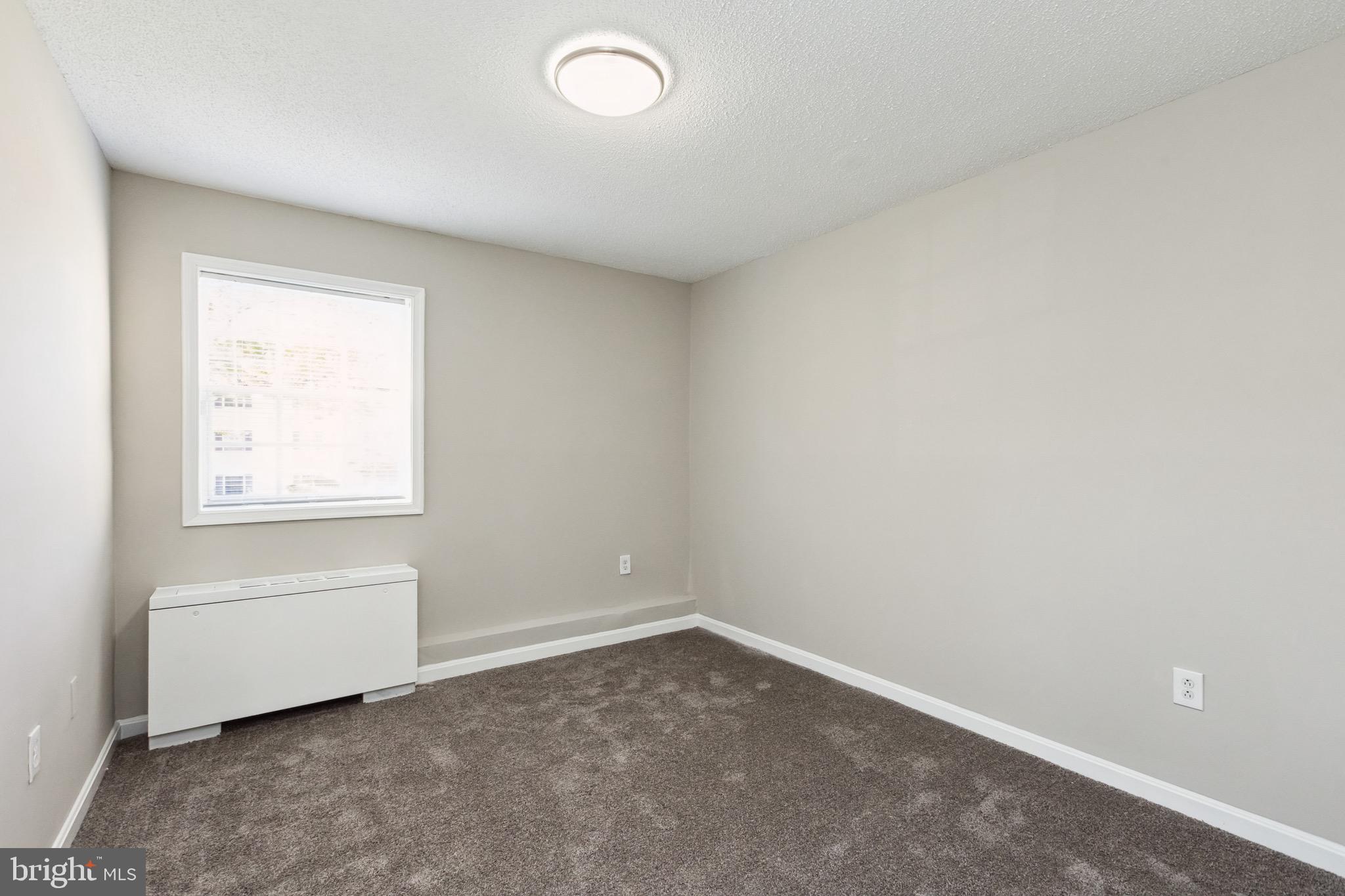 MONTPELIER VILLAGE - Residential