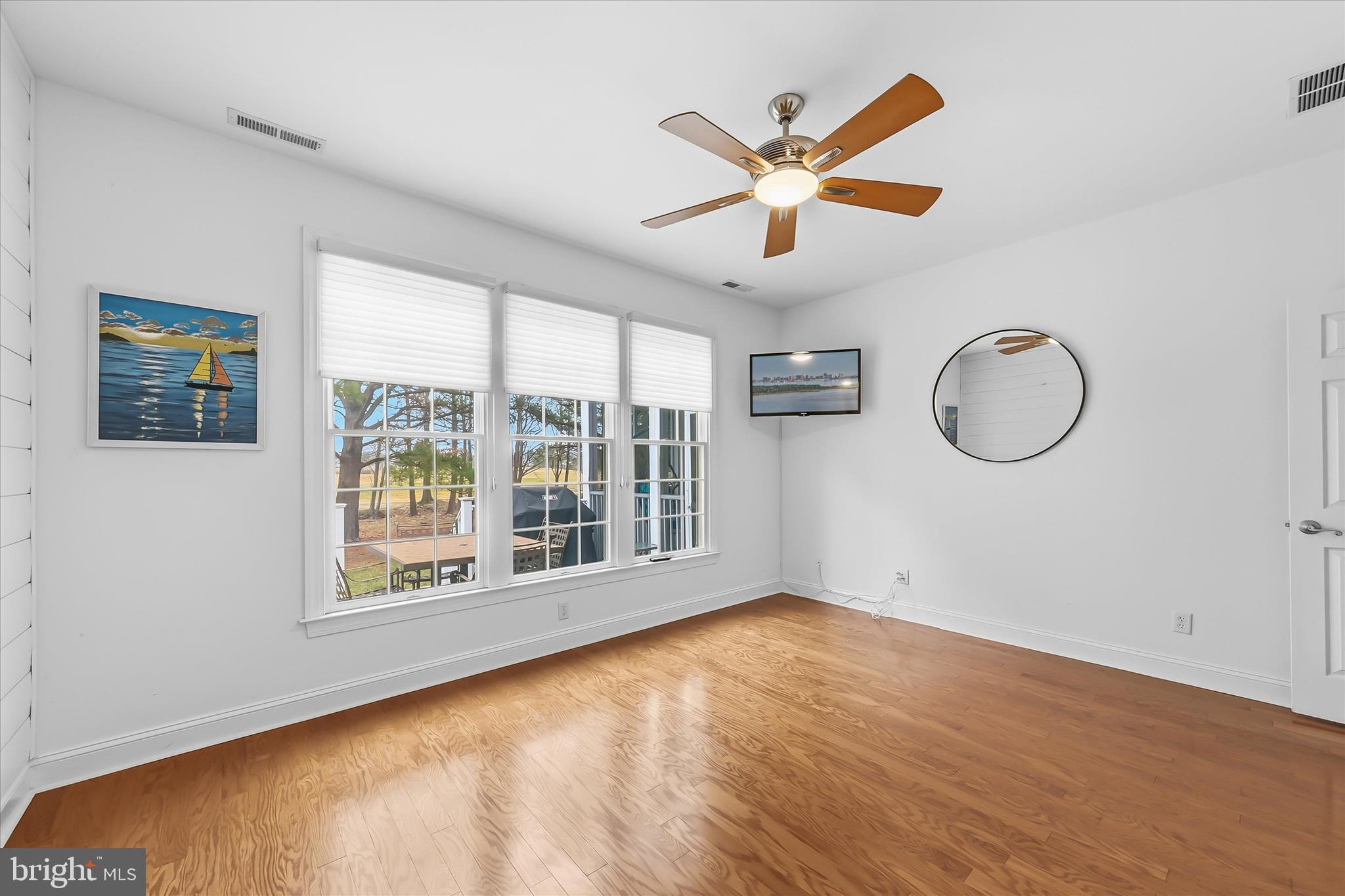 BEAR TRAP - Residential