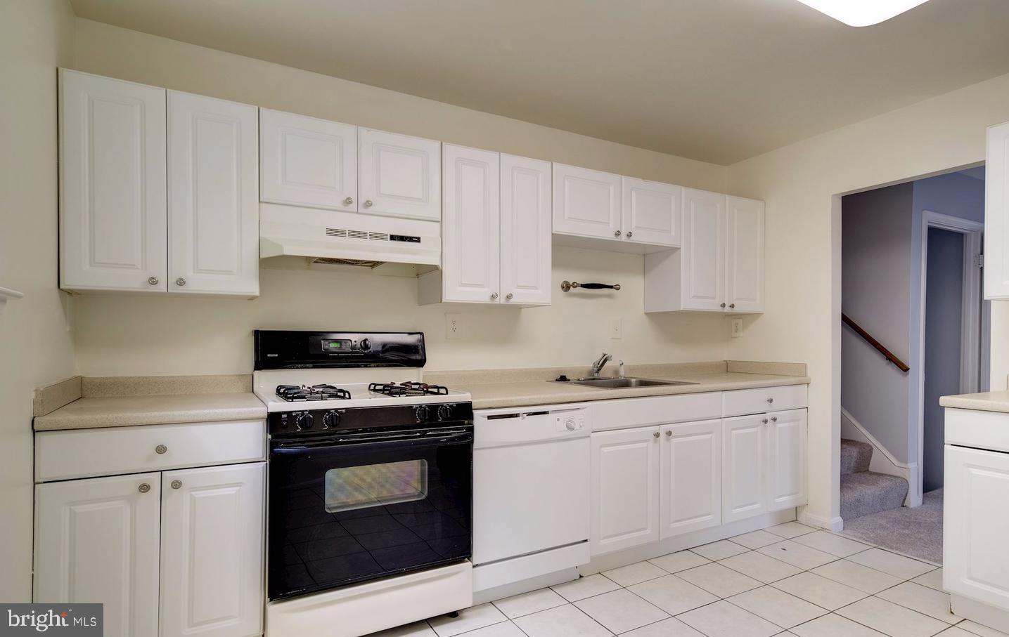 GREEN HILLS - Residential