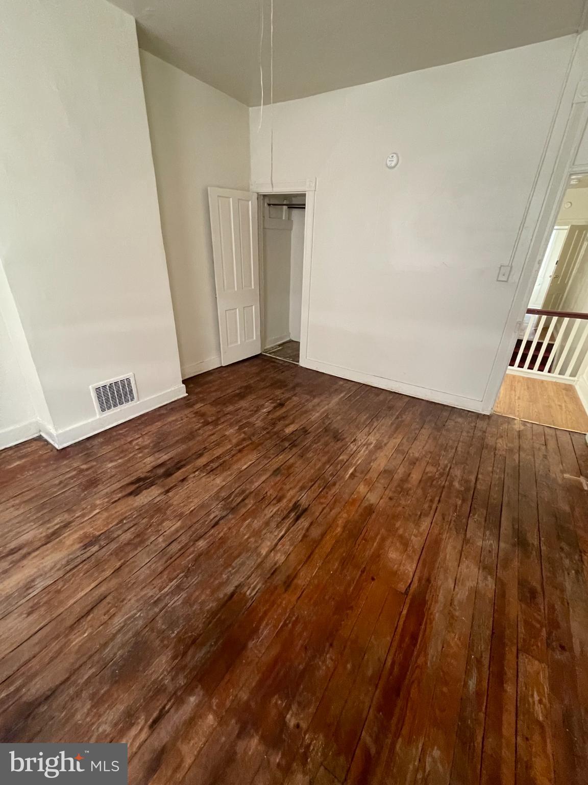 SANDTOWN-WINCHESTER - Residential