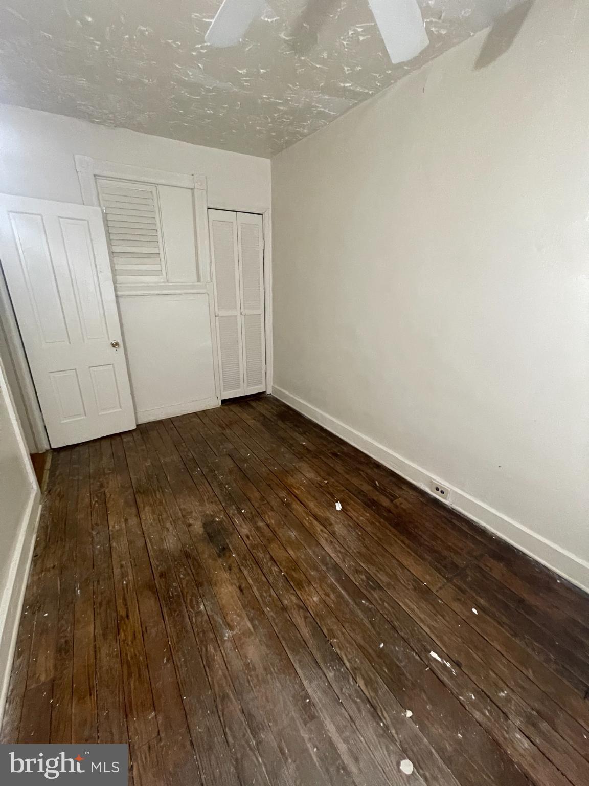 SANDTOWN-WINCHESTER - Residential