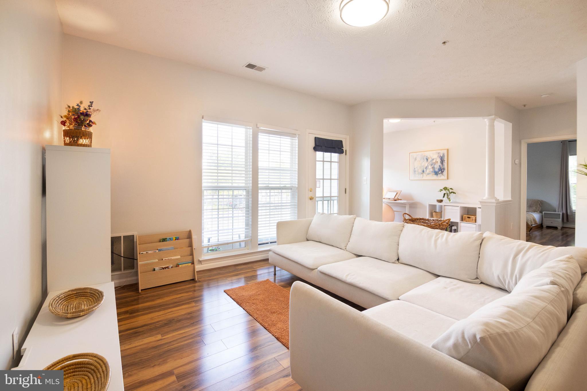 2400 CHESTNUT TERRACE COURT 201