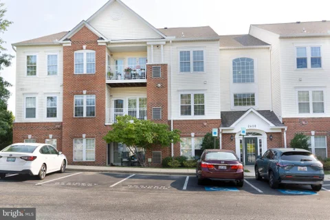 2400 Chestnut Terrace Court Unit 201, Odenton, MD 21113 - #: MDAA2152090