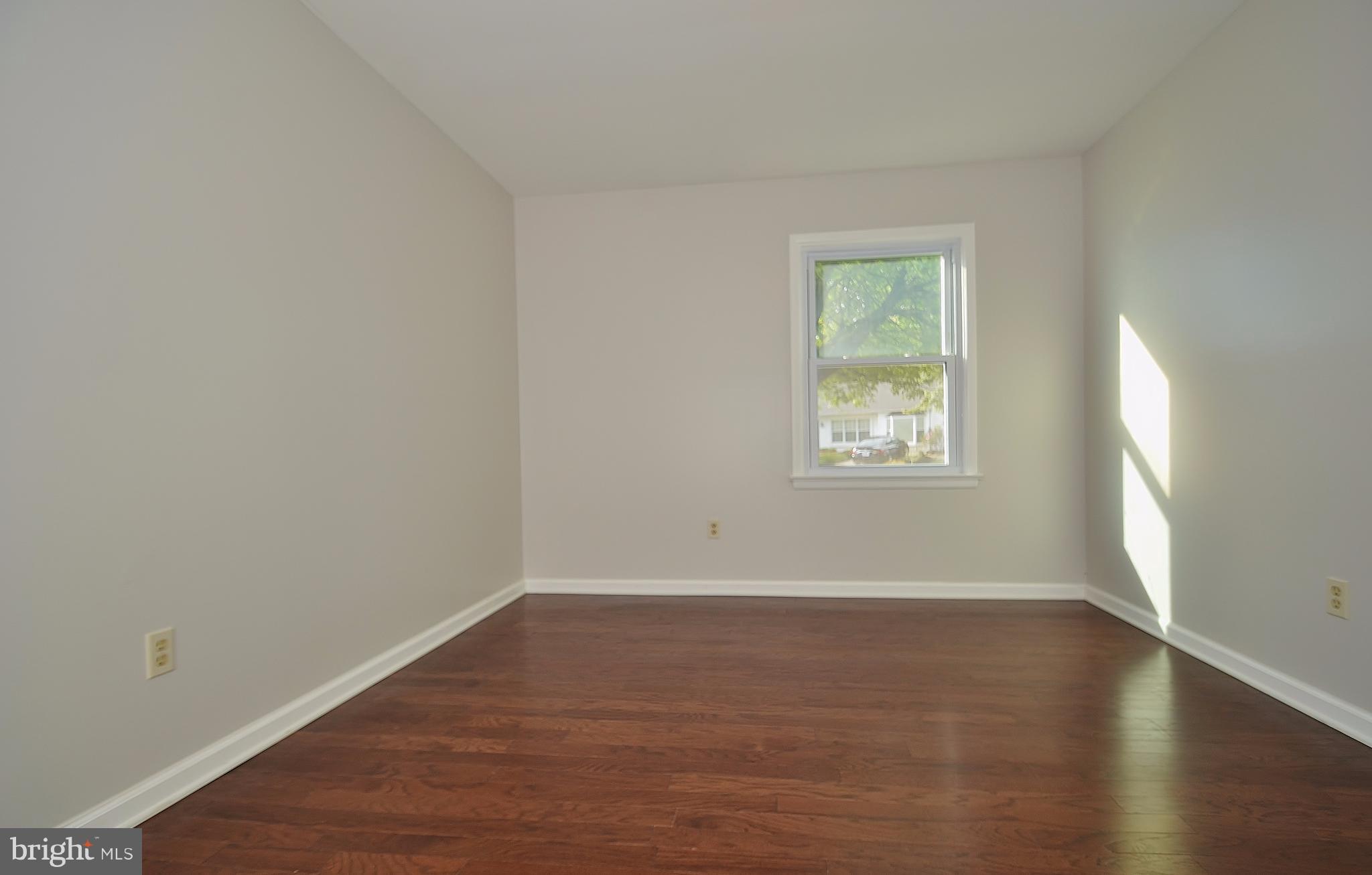 RAMBLING HILLS - Residential