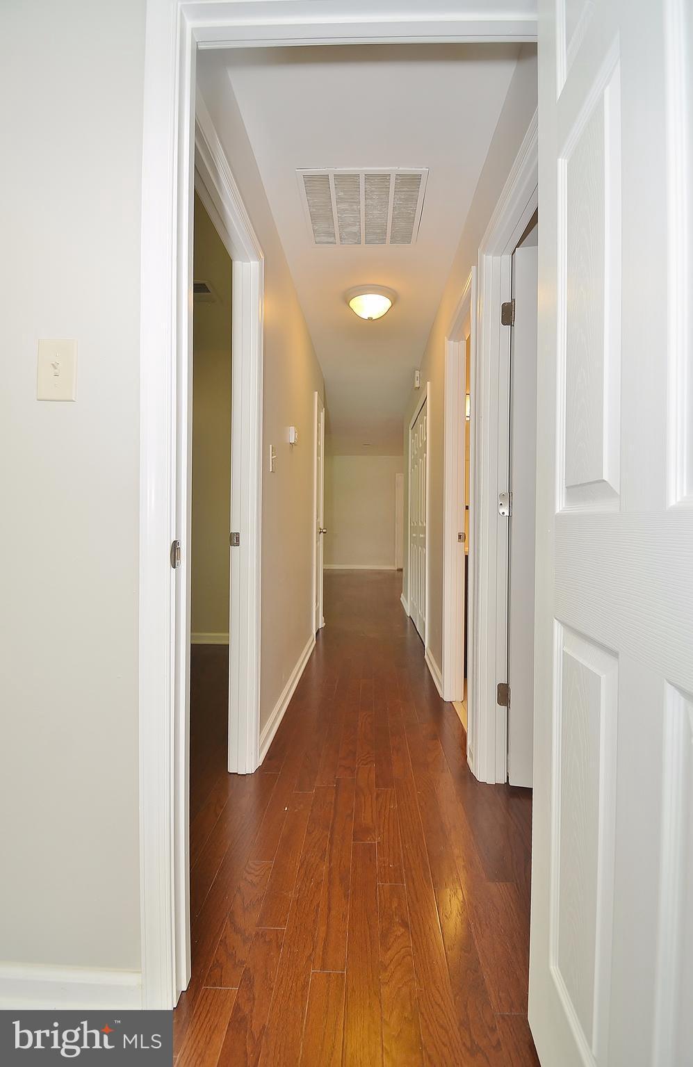 RAMBLING HILLS - Residential