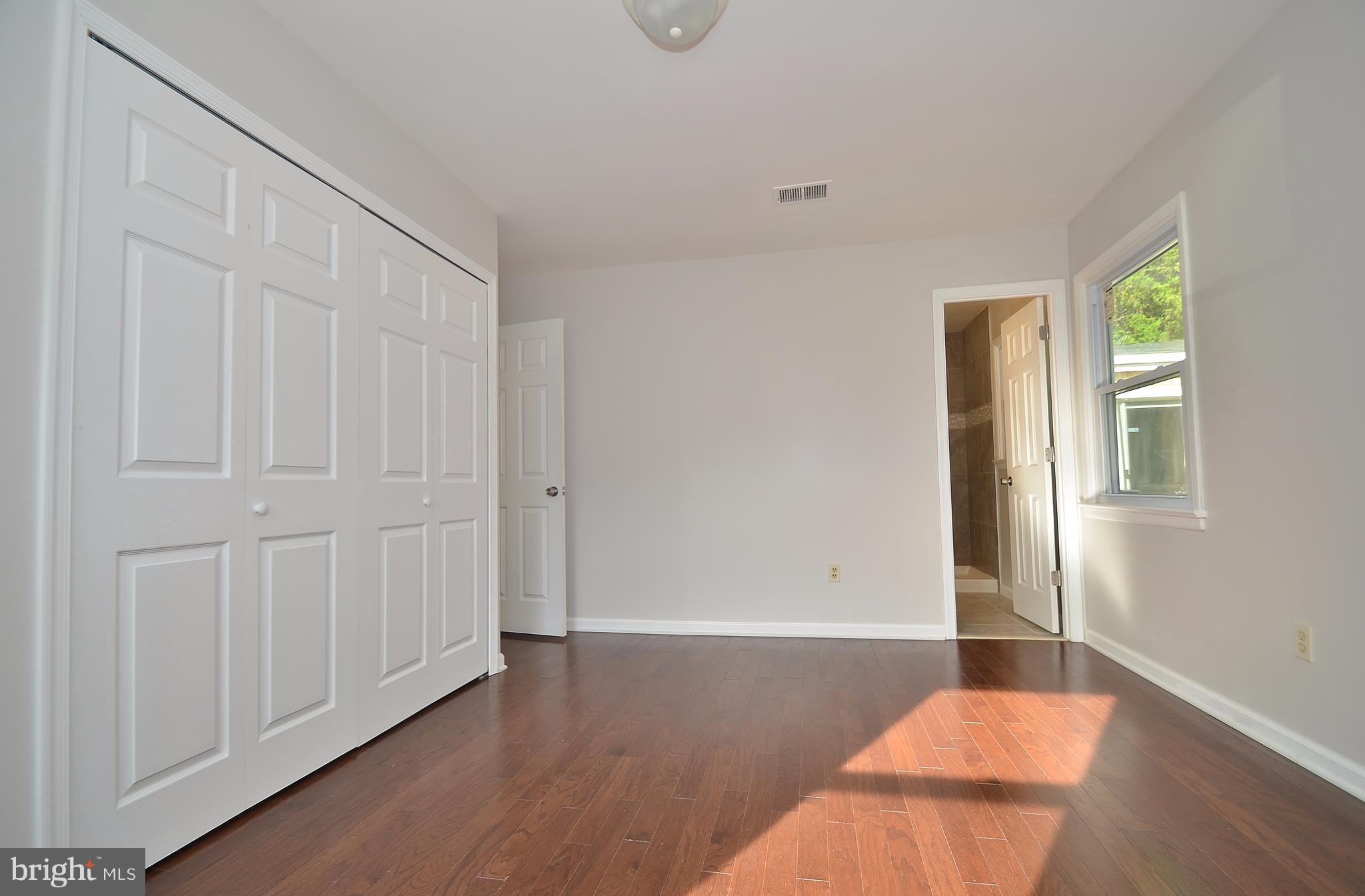 RAMBLING HILLS - Residential