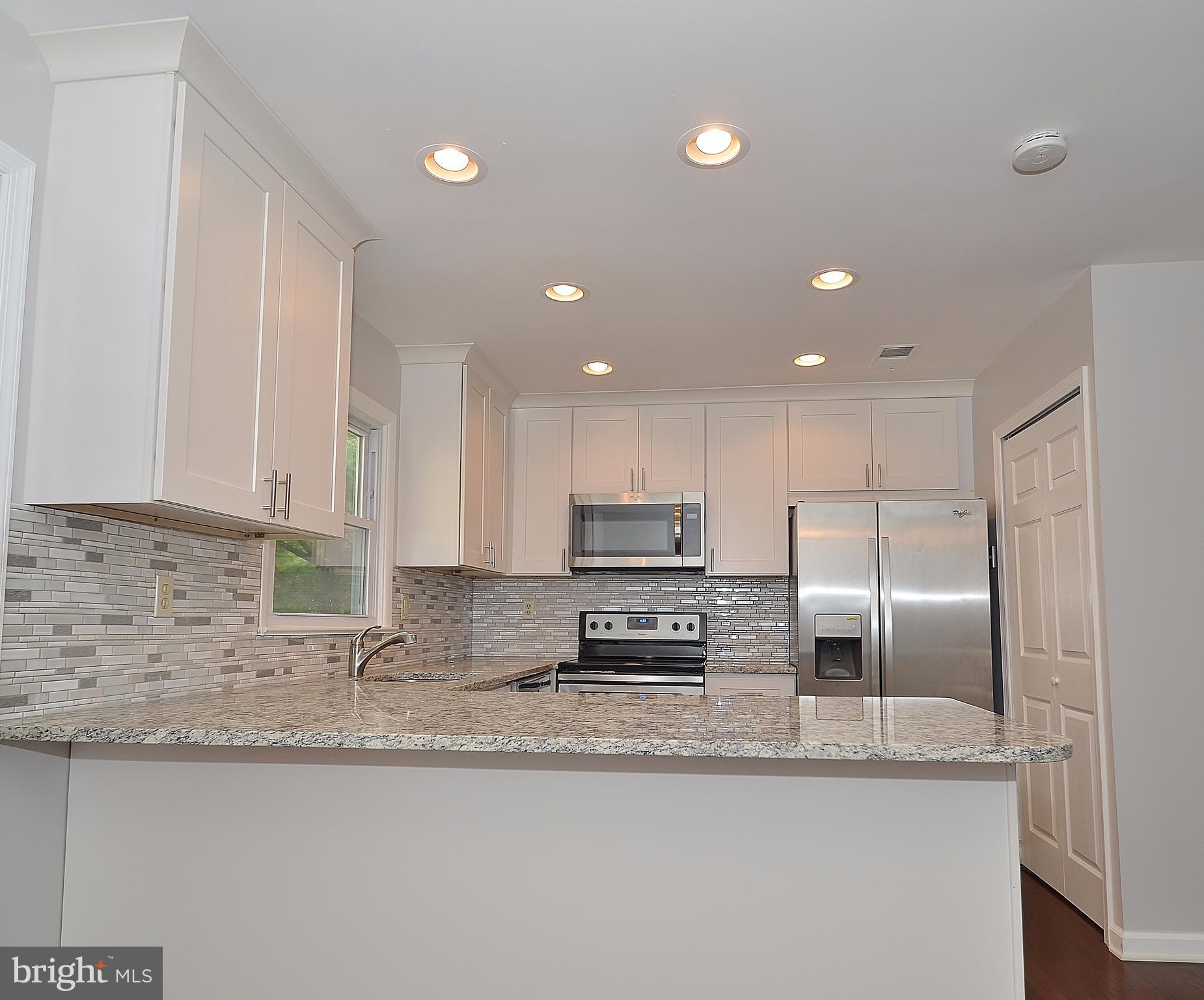 RAMBLING HILLS - Residential