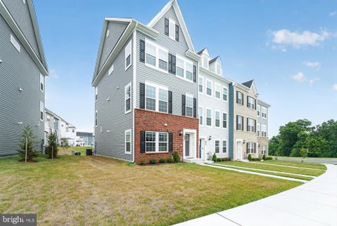 Townhouse For Rent - 1808 Parham Way<br/> Baltimore County, BALTIMORE, MD 21244